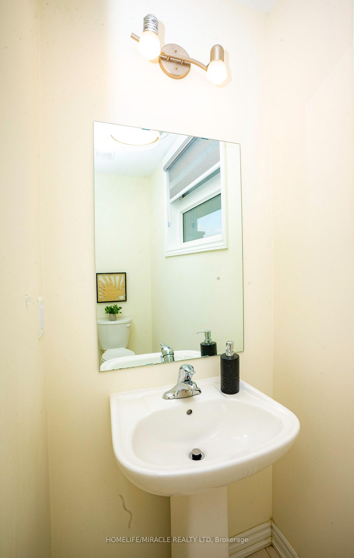 Photo 25 of 1250 Rexton Drive, Oshawa, Kedron — HOMEH
