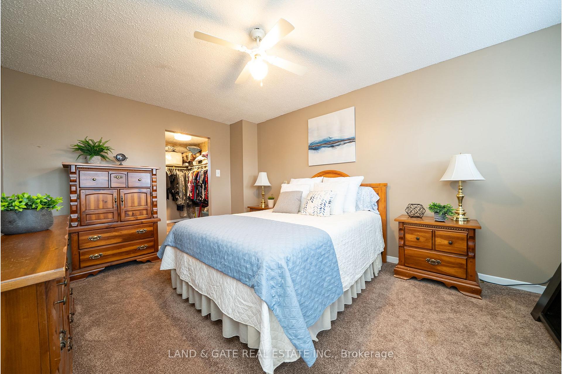 Photo 17 of 1301 Grovedale Court, Pickering, Liverpool — HOMEH