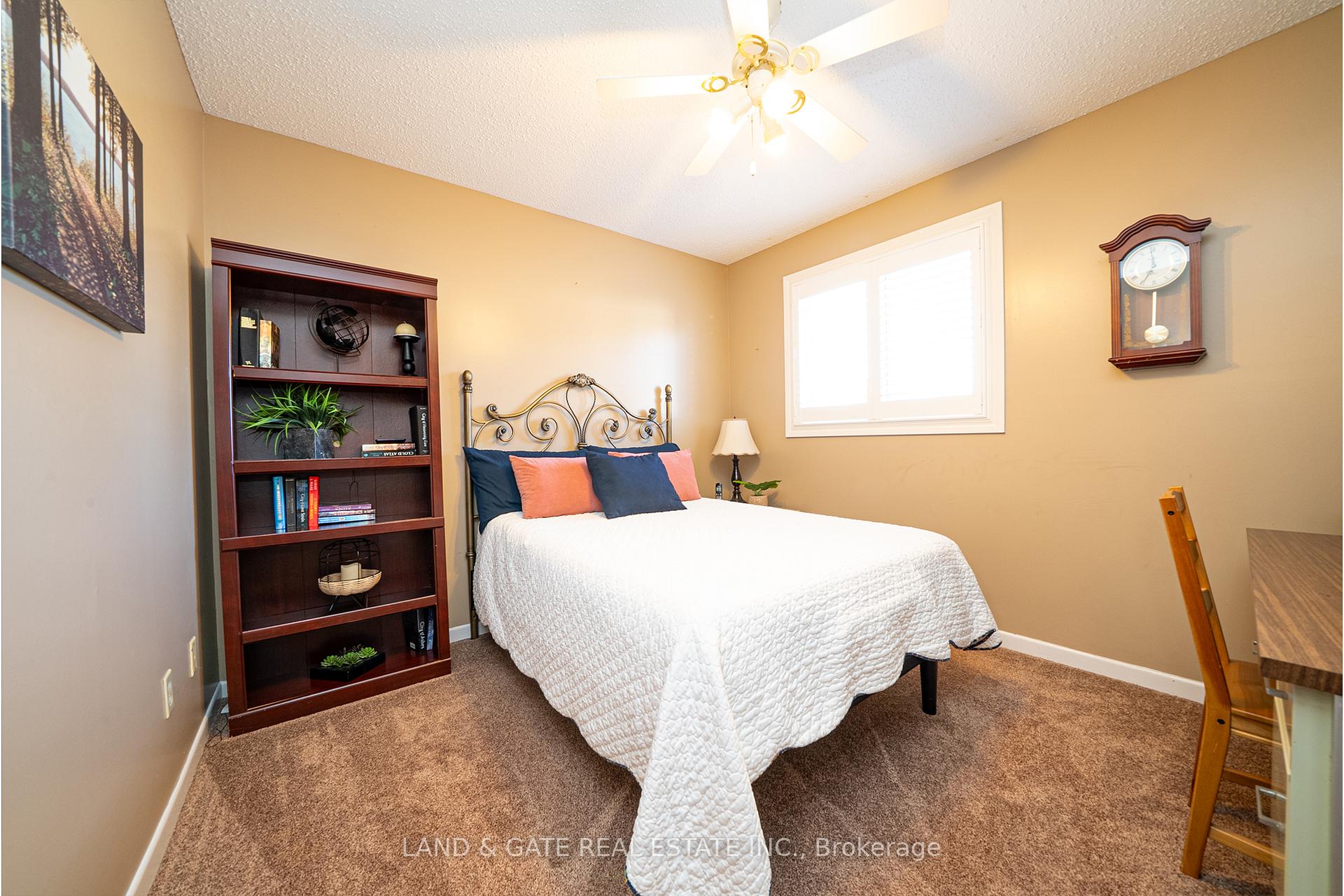 Photo 21 of 1301 Grovedale Court, Pickering, Liverpool — HOMEH
