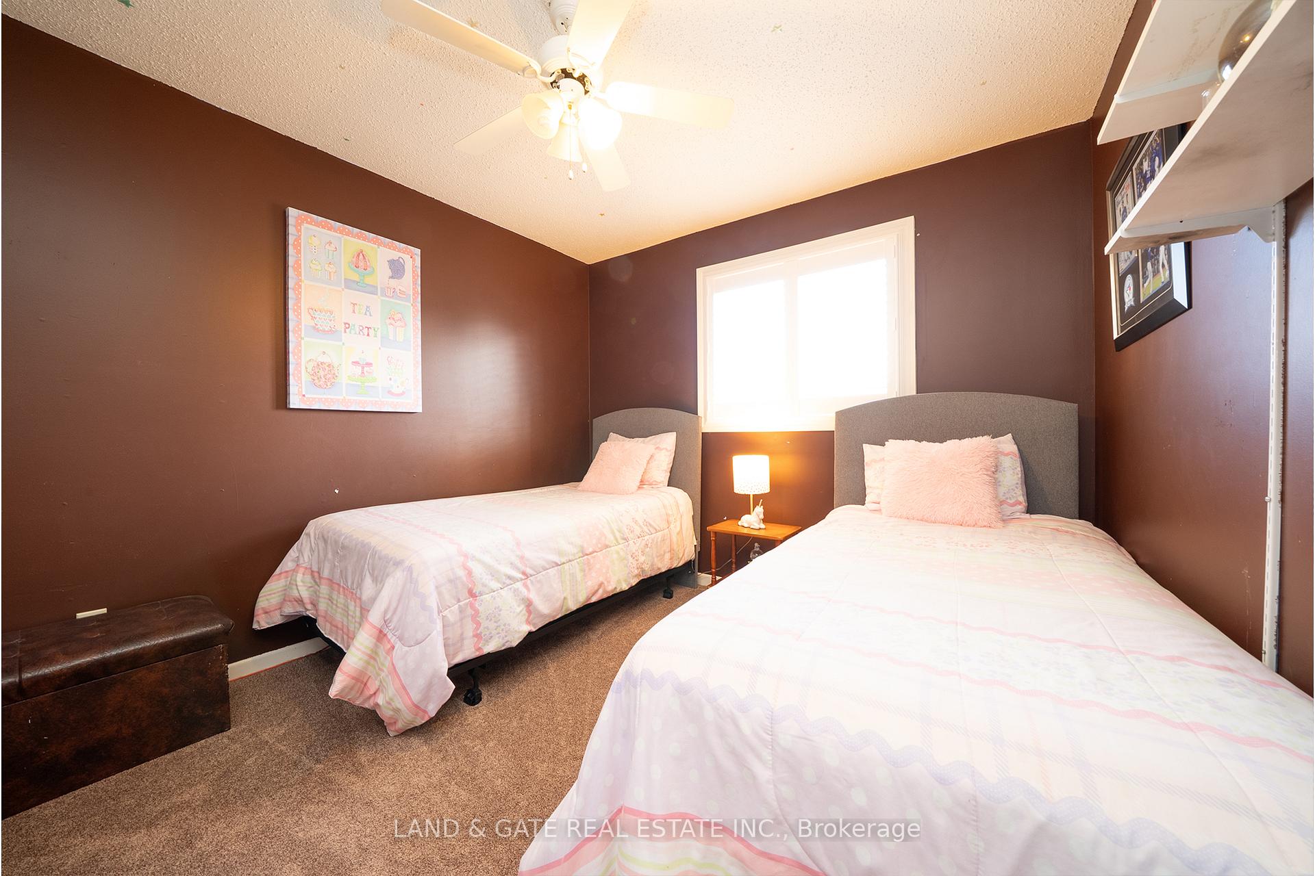 Photo 22 of 1301 Grovedale Court, Pickering, Liverpool — HOMEH