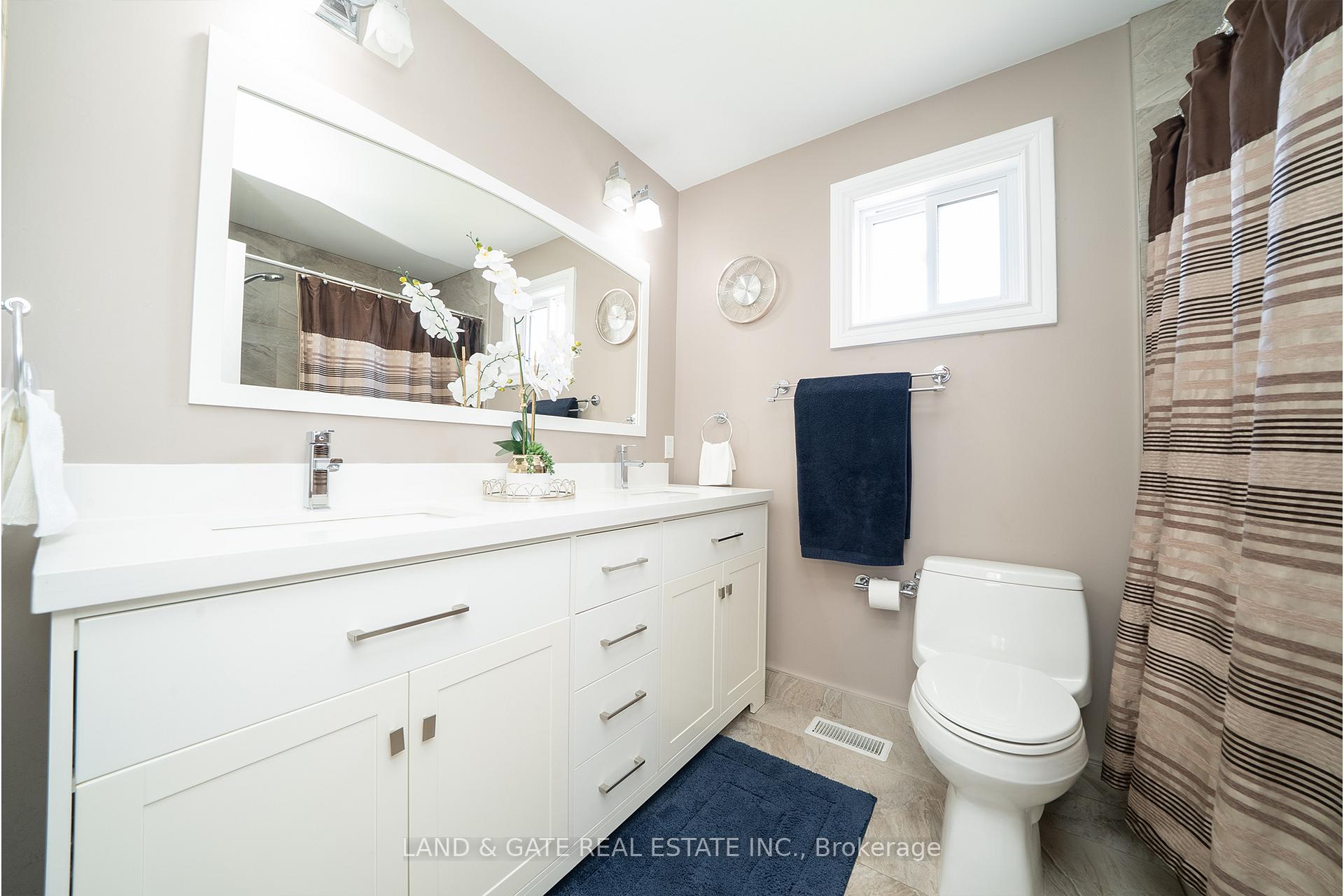 Photo 23 of 1301 Grovedale Court, Pickering, Liverpool — HOMEH