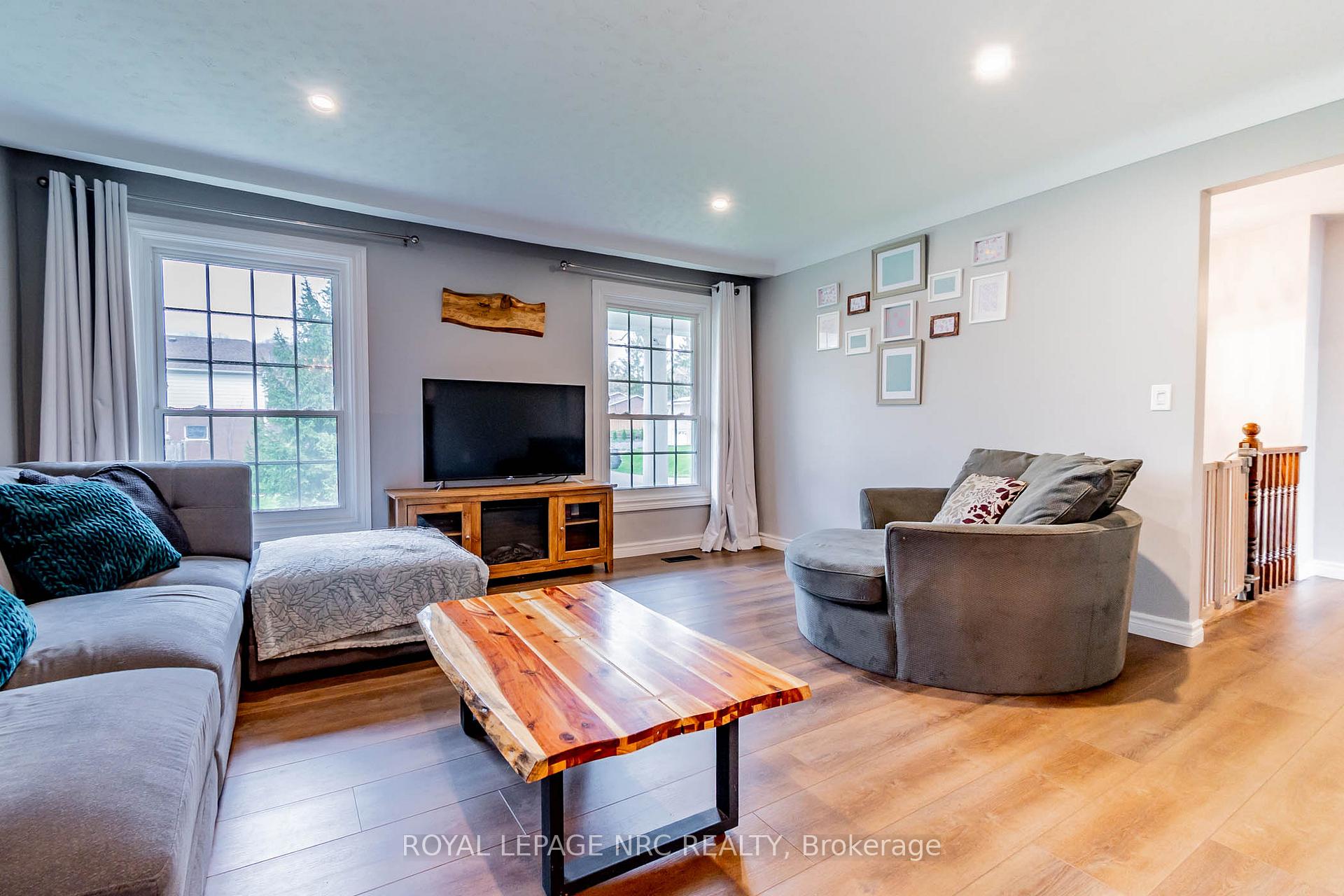 Photo 7 of 166 Pancake Lane, Pelham, Fonthill — HOMEH