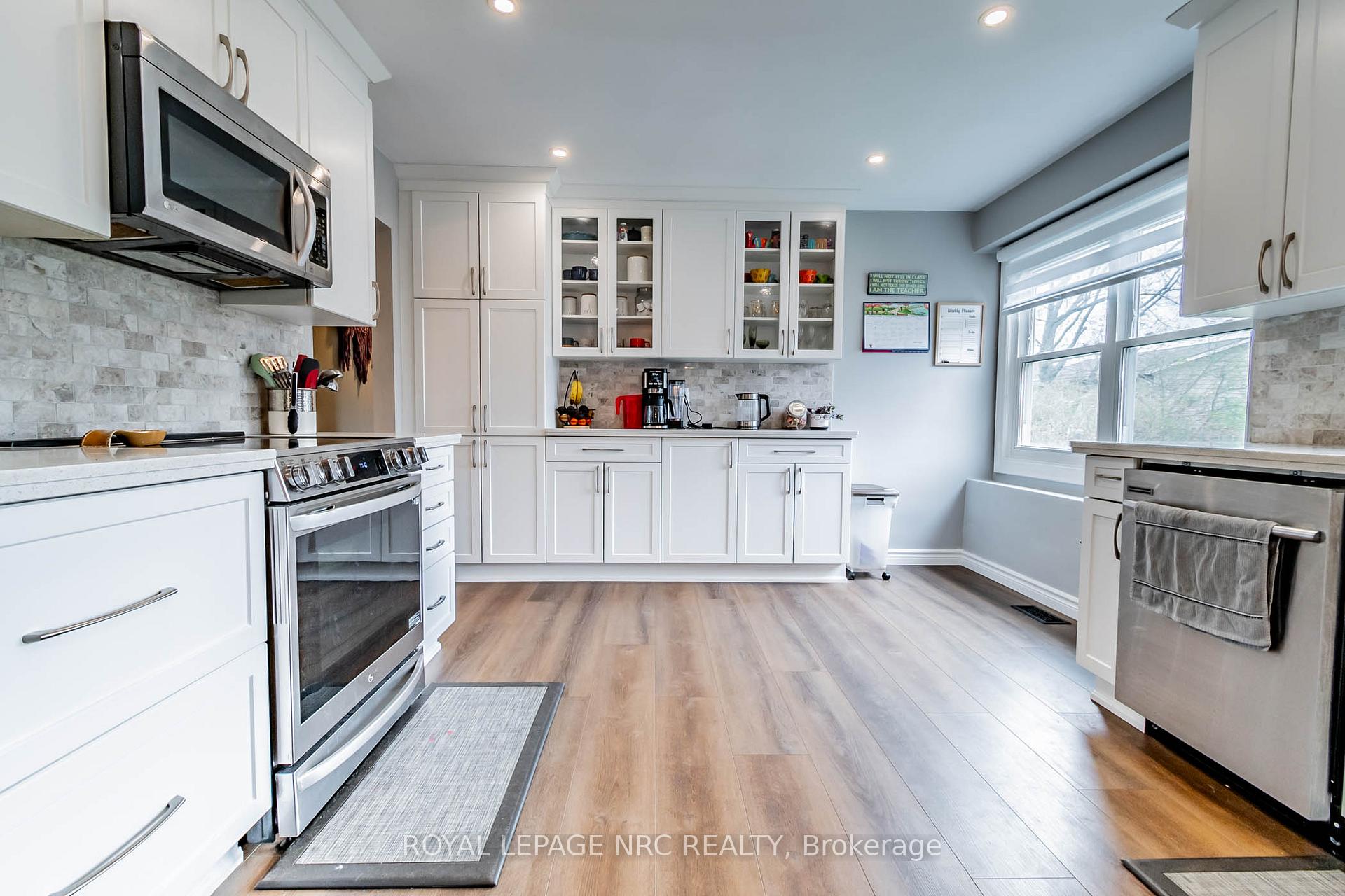 Photo 13 of 166 Pancake Lane, Pelham, Fonthill — HOMEH