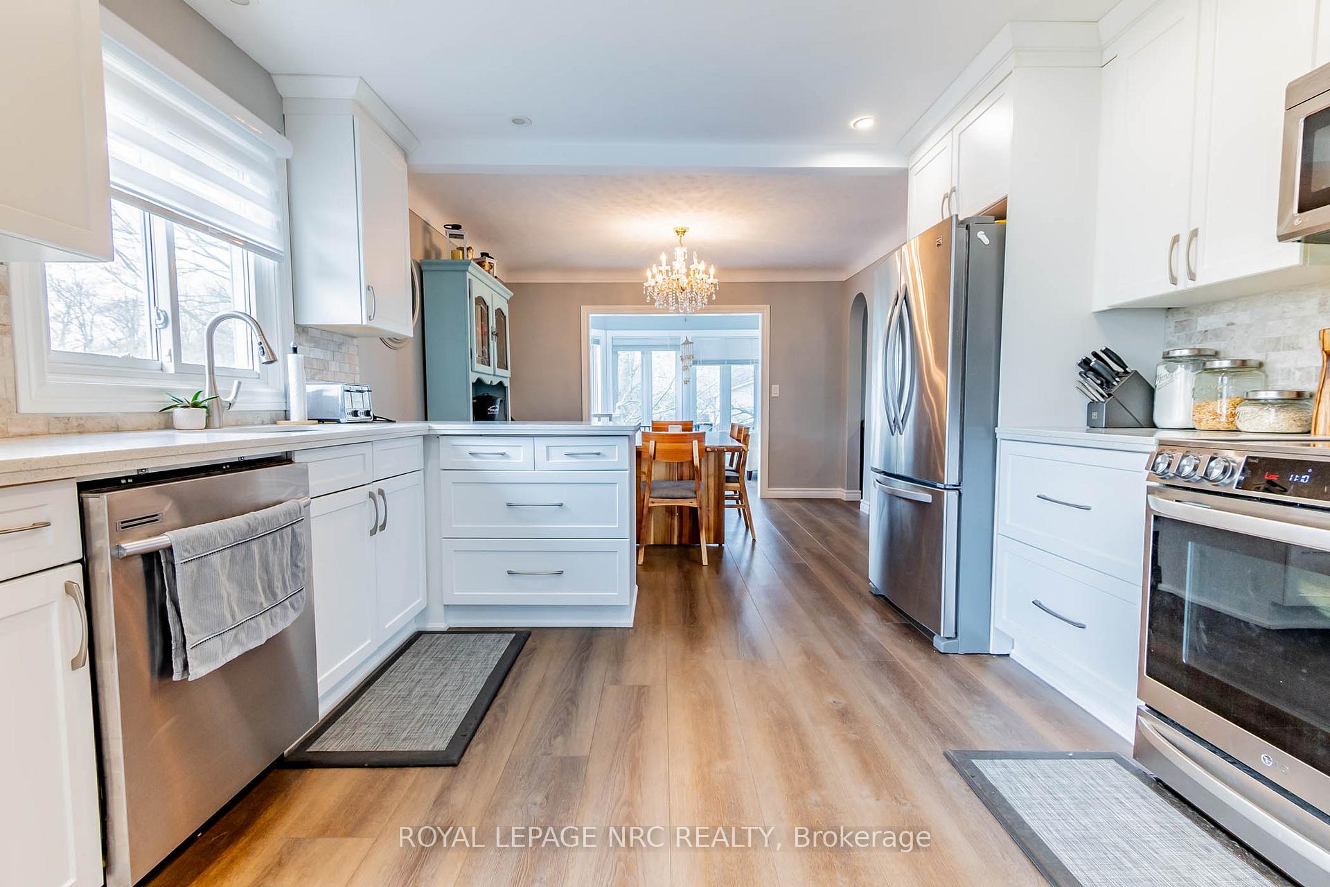 Photo 14 of 166 Pancake Lane, Pelham, Fonthill — HOMEH