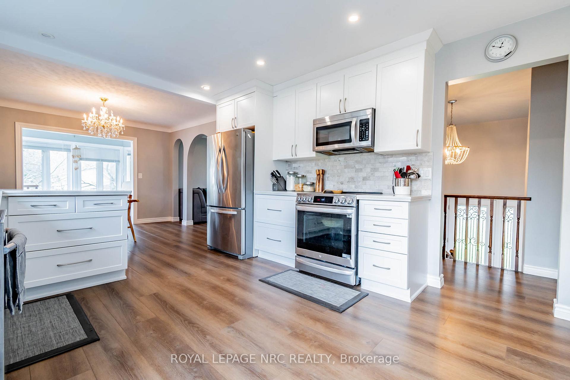 Photo 18 of 166 Pancake Lane, Pelham, Fonthill — HOMEH