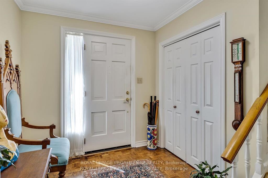 Photo 5 of 942 Ellesmere Avenue, Peterborough, Northcrest Ward 5 — HOMEH