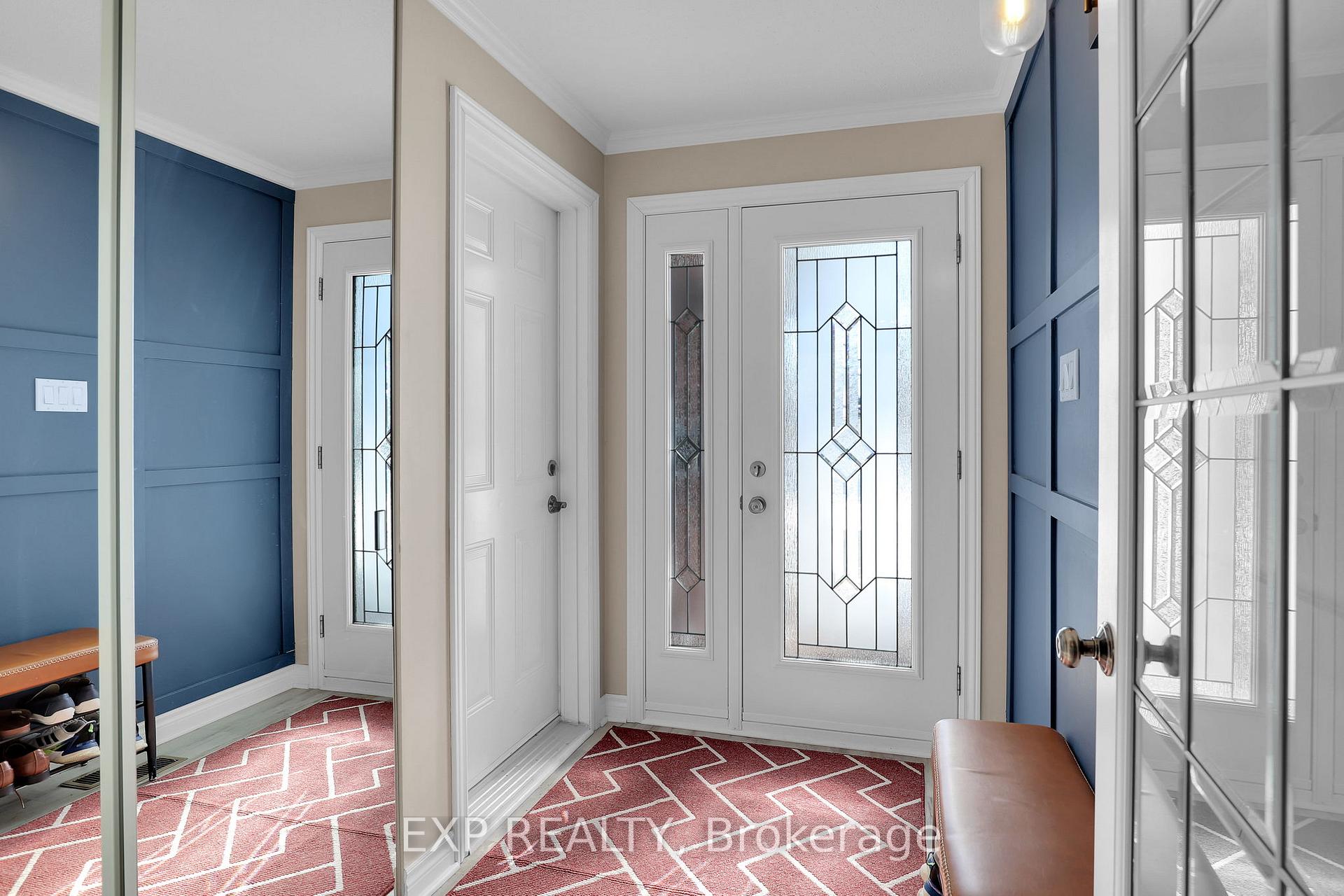 Photo 6 of 1601 Lunenberg Crescent, Ottawa, Chateauneuf — HOMEH