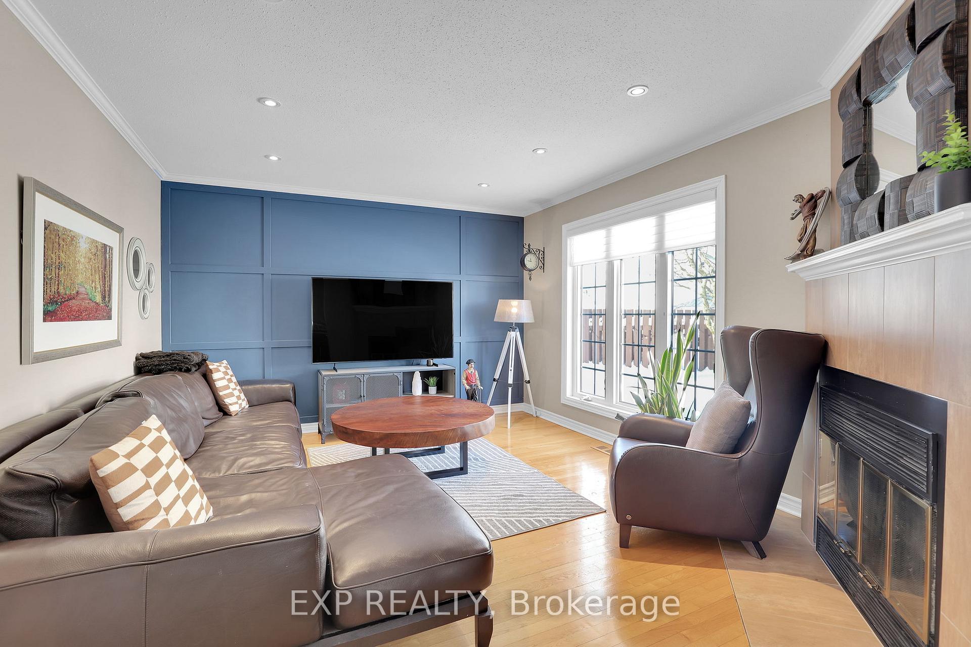 Photo 9 of 1601 Lunenberg Crescent, Ottawa, Chateauneuf — HOMEH
