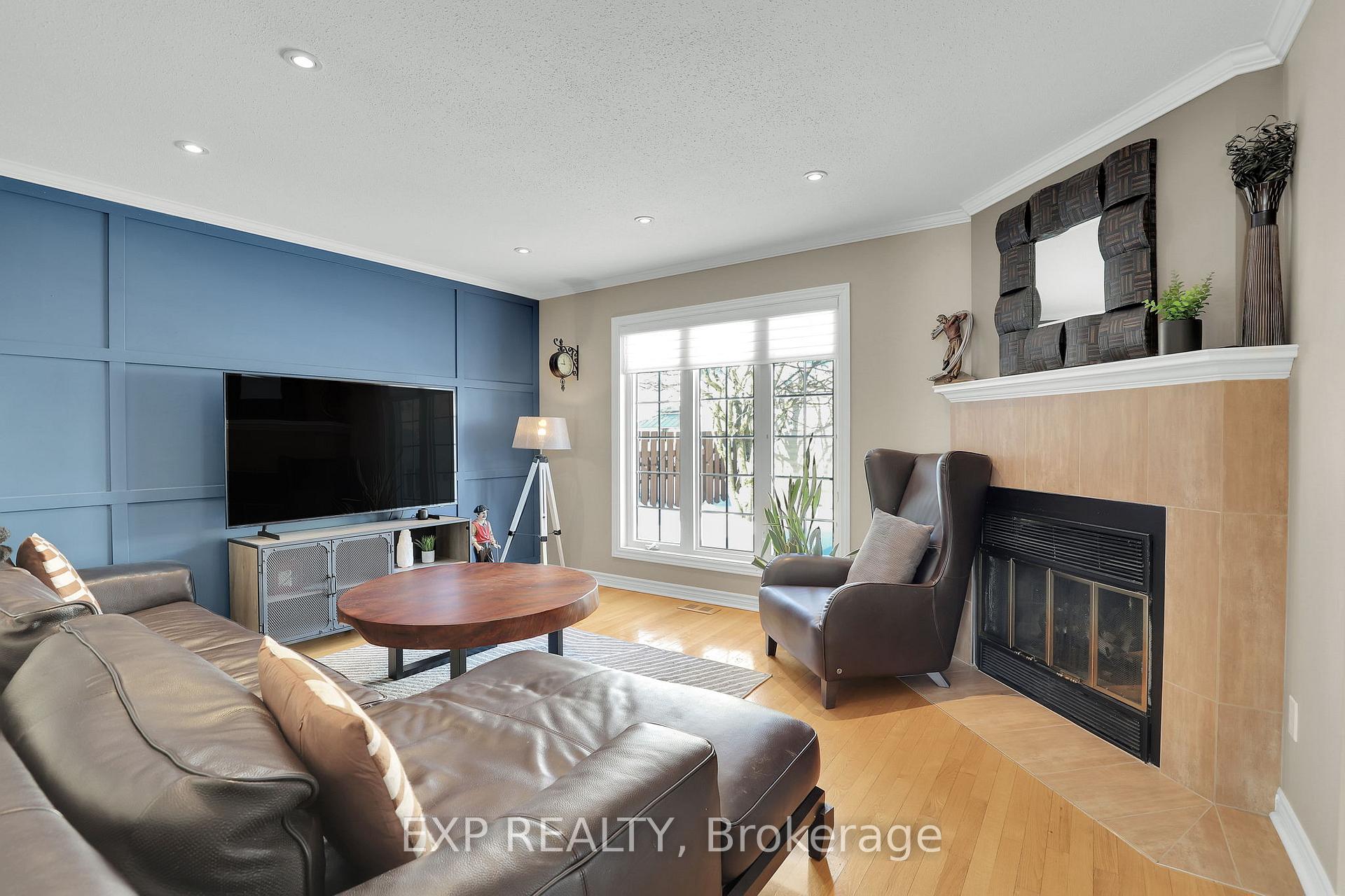 Photo 10 of 1601 Lunenberg Crescent, Ottawa, Chateauneuf — HOMEH