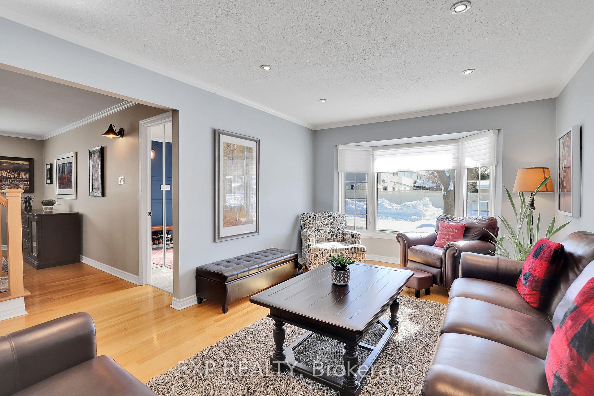 Photo 21 of 1601 Lunenberg Crescent, Ottawa, Chateauneuf — HOMEH