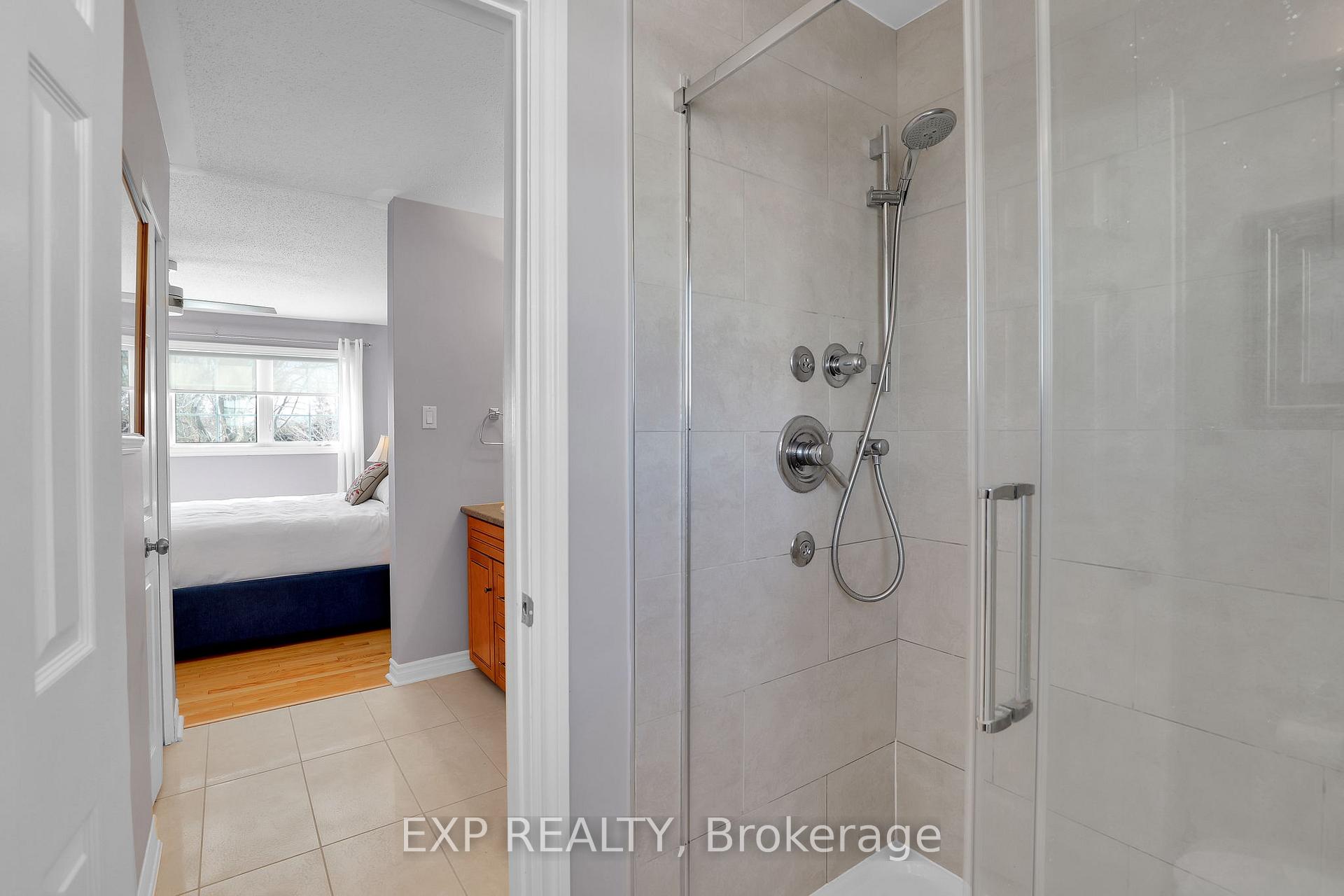 Photo 28 of 1601 Lunenberg Crescent, Ottawa, Chateauneuf — HOMEH