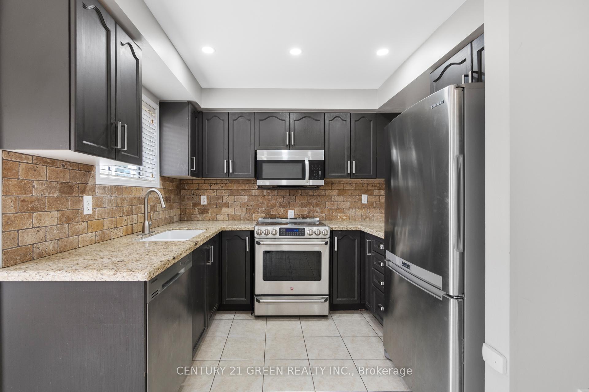 Photo 10 of 32 Dills Crescent, Milton, Dempsey — HOMEH