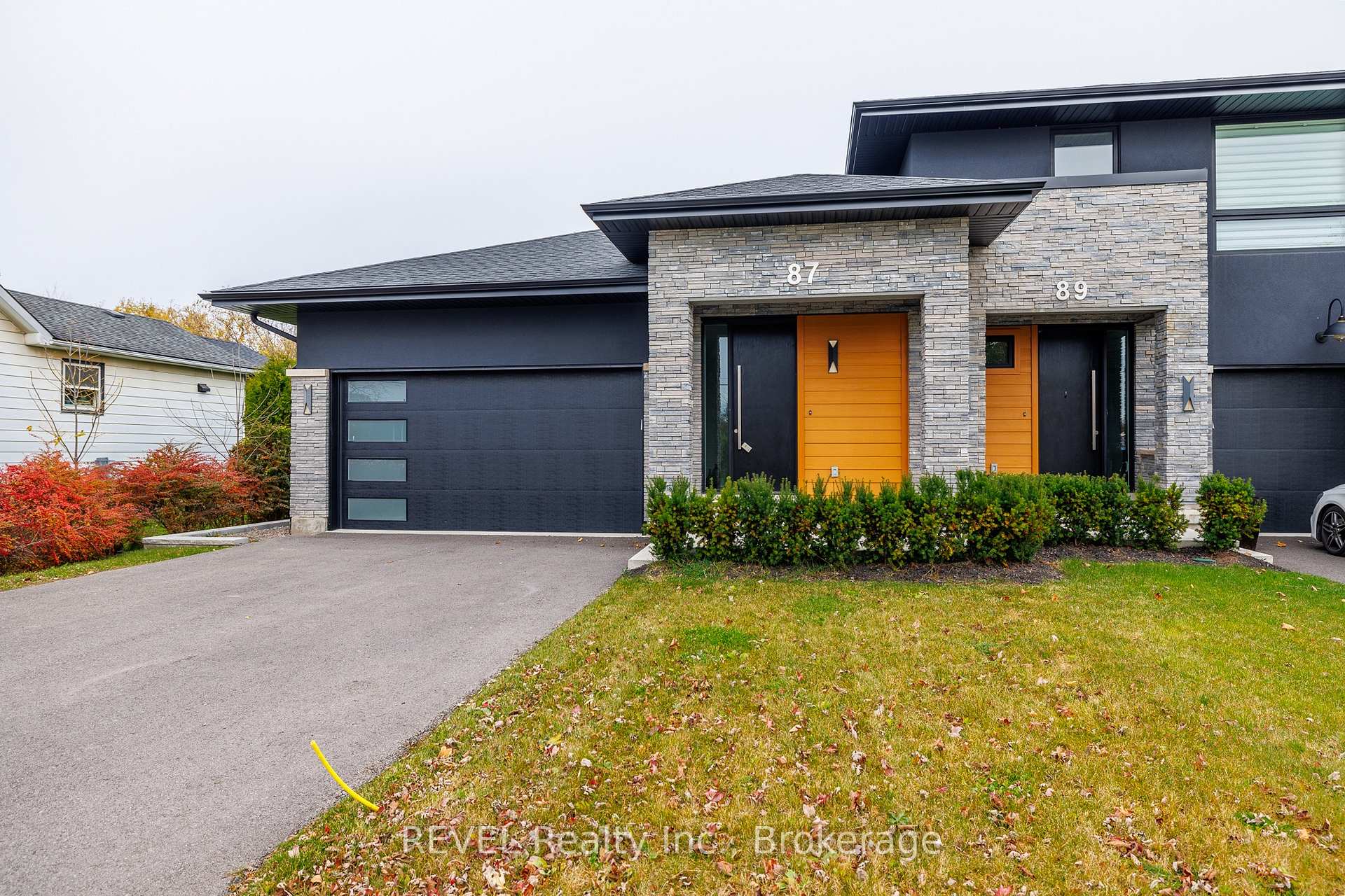 Front of 87 Port Robinson Road