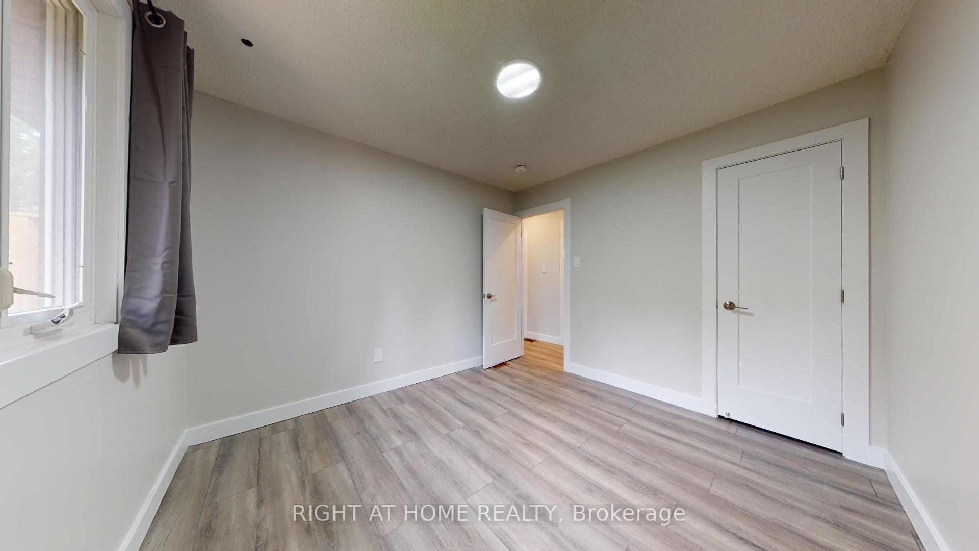 Photo 8 of Unit A, 2017 Moncrief Road, Peterborough, Monaghan Ward 2 — HOMEH