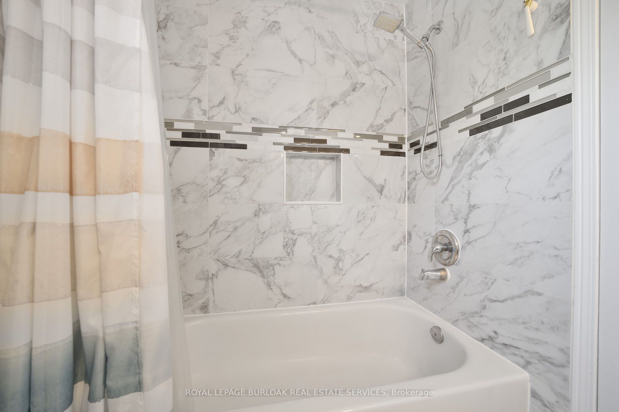 Photo 67 of 25 Jason Square, Brampton, Northgate — HOMEH
