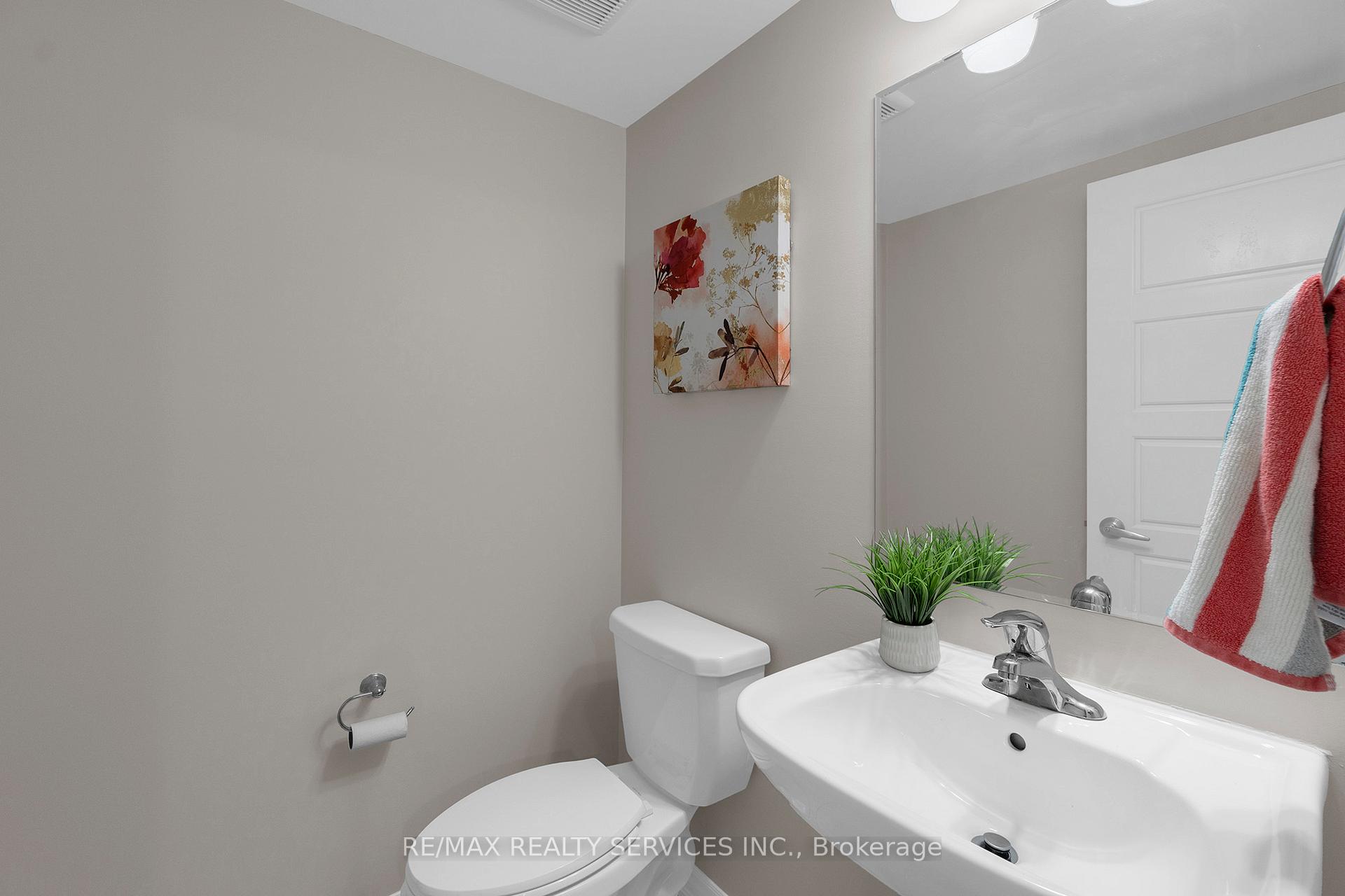 Photo 18 of 625 Laking Terrace, Milton, Clarke — HOMEH