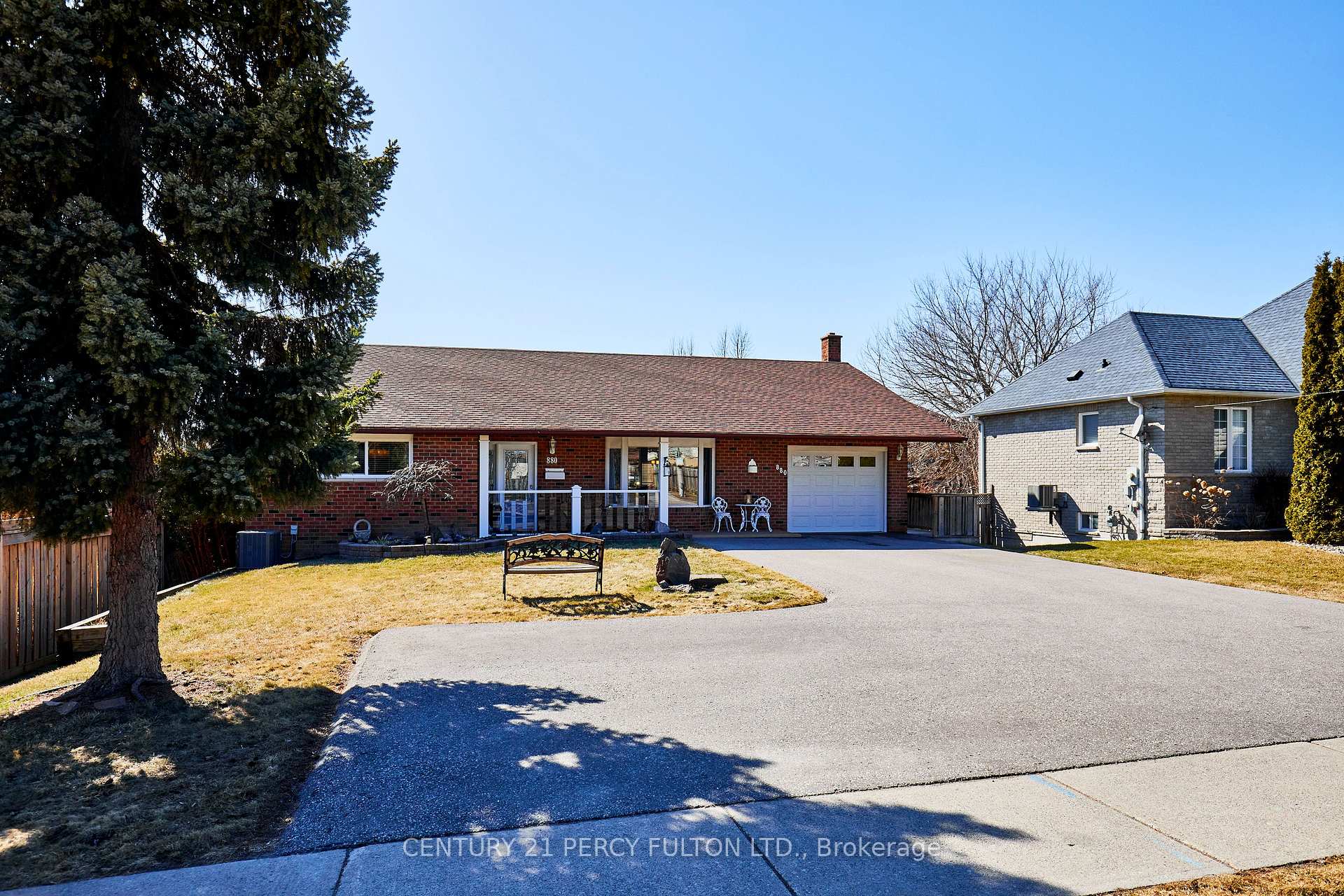 Photo 3 of 880 Ritson Road N, Oshawa, Centennial — HOMEH