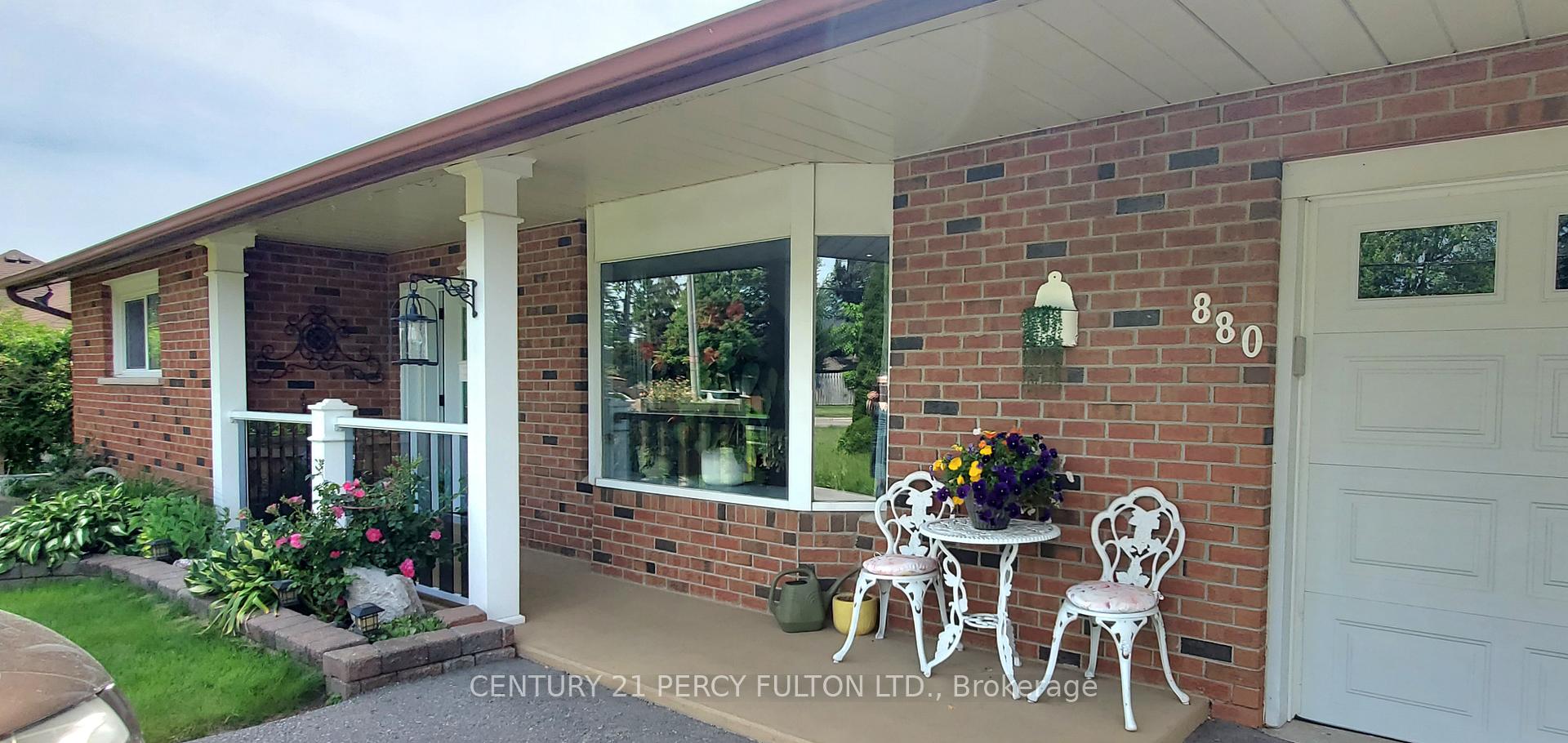 Photo 4 of 880 Ritson Road N, Oshawa, Centennial — HOMEH