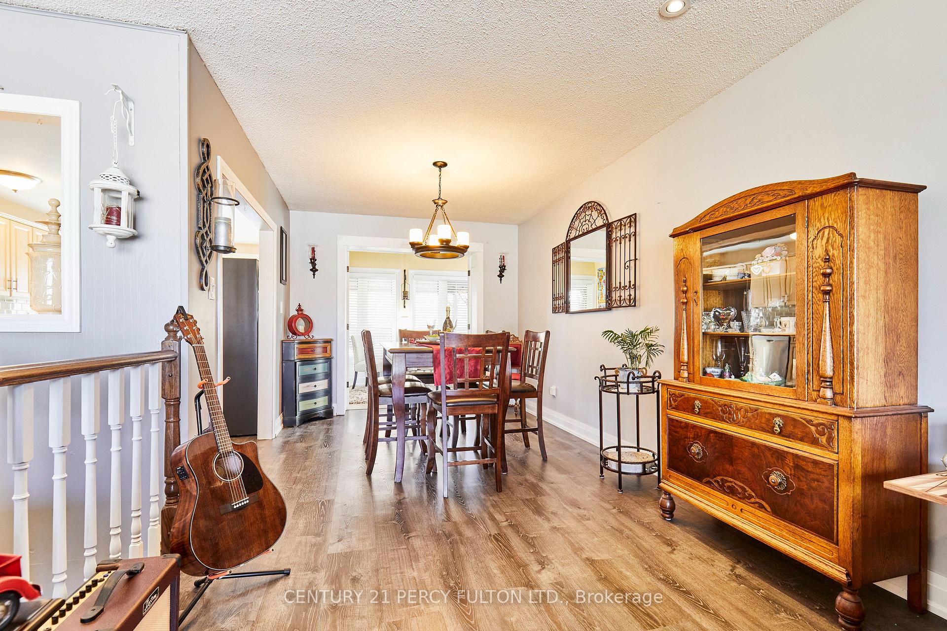 Photo 8 of 880 Ritson Road N, Oshawa, Centennial — HOMEH