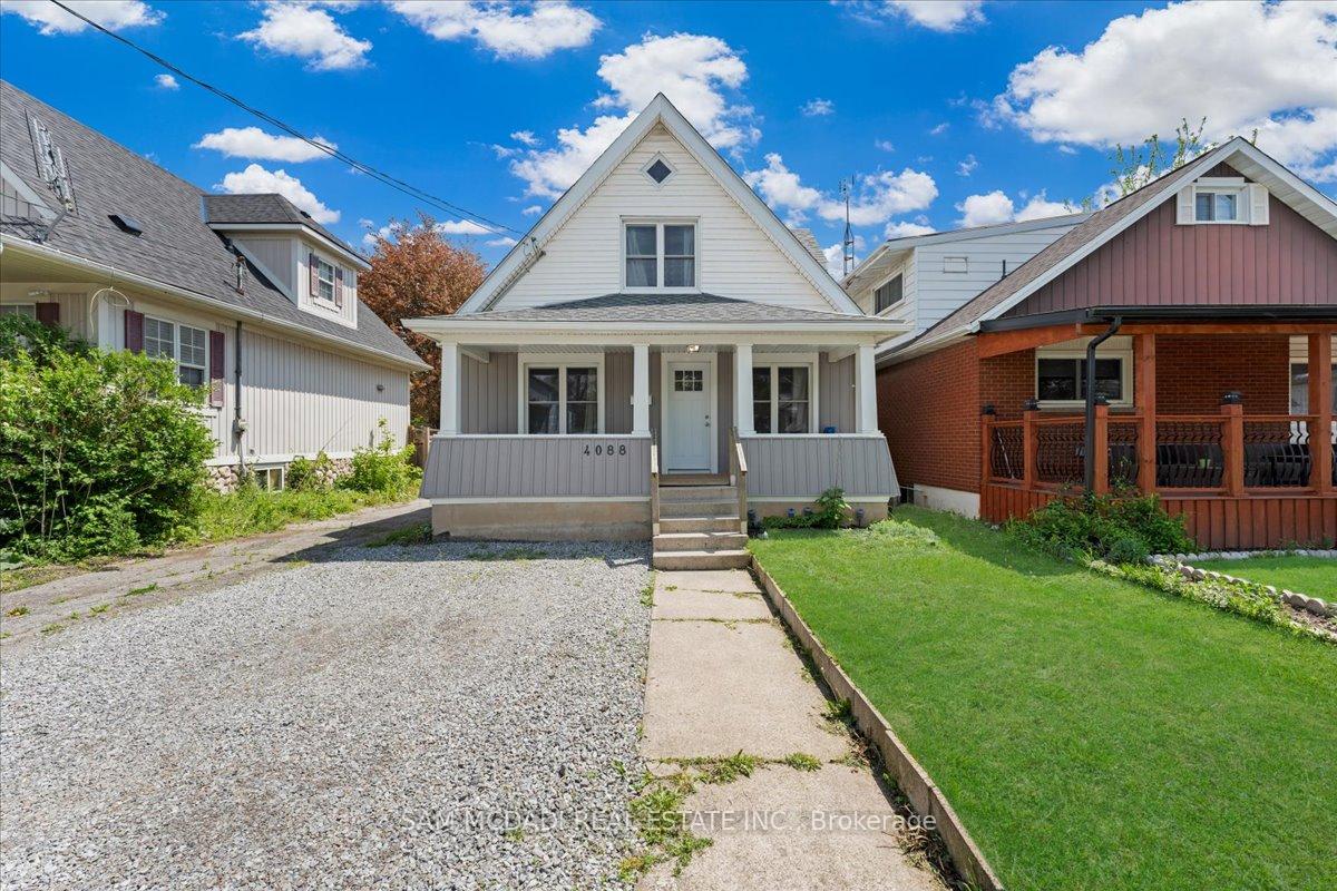 Photo 2 of 4088 Broughton Avenue, Niagara Falls, Downtown — HOMEH