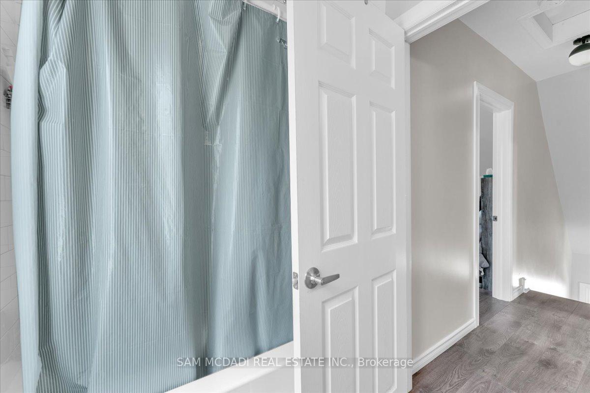 Photo 23 of 4088 Broughton Avenue, Niagara Falls, Downtown — HOMEH