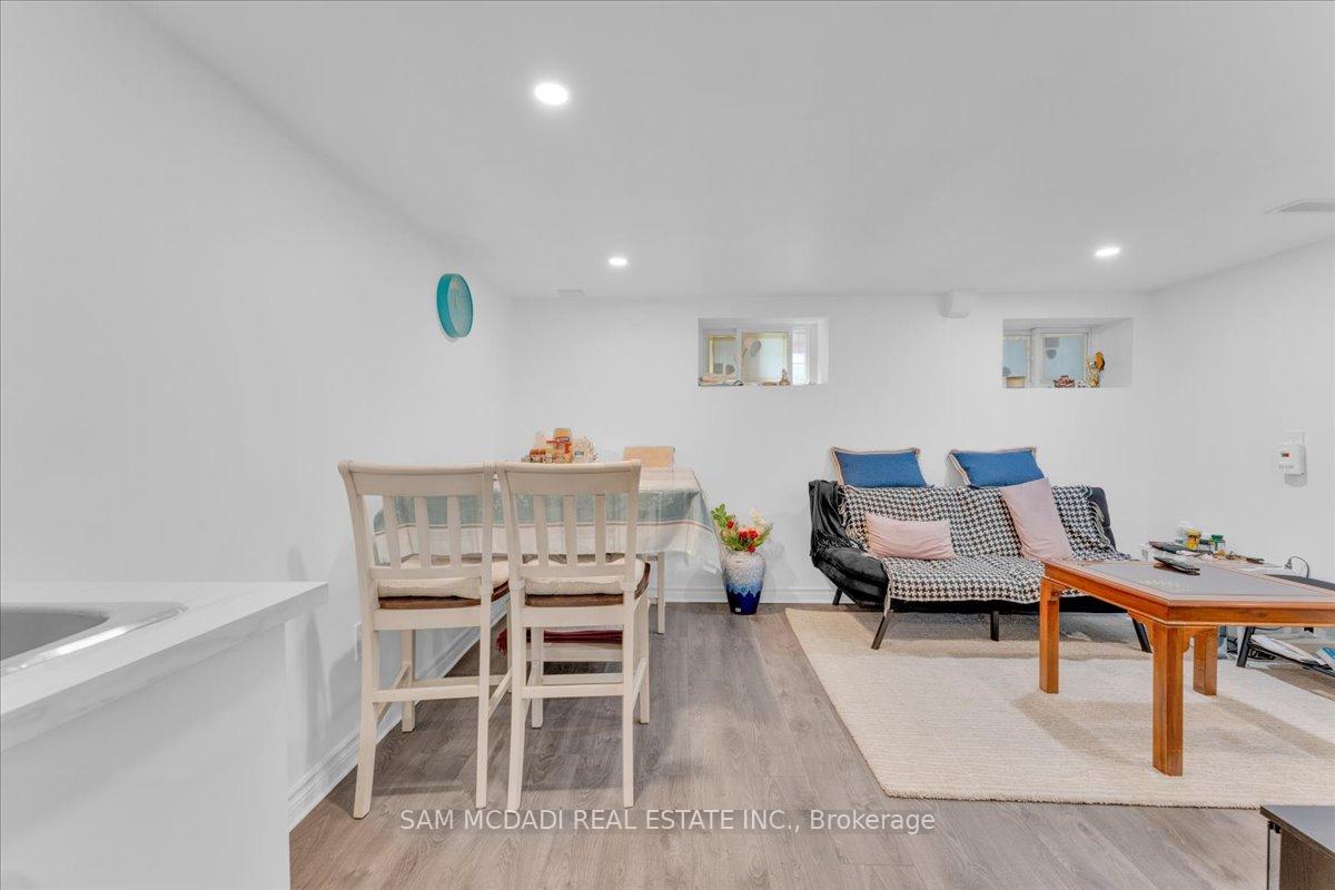Photo 29 of 4088 Broughton Avenue, Niagara Falls, Downtown — HOMEH