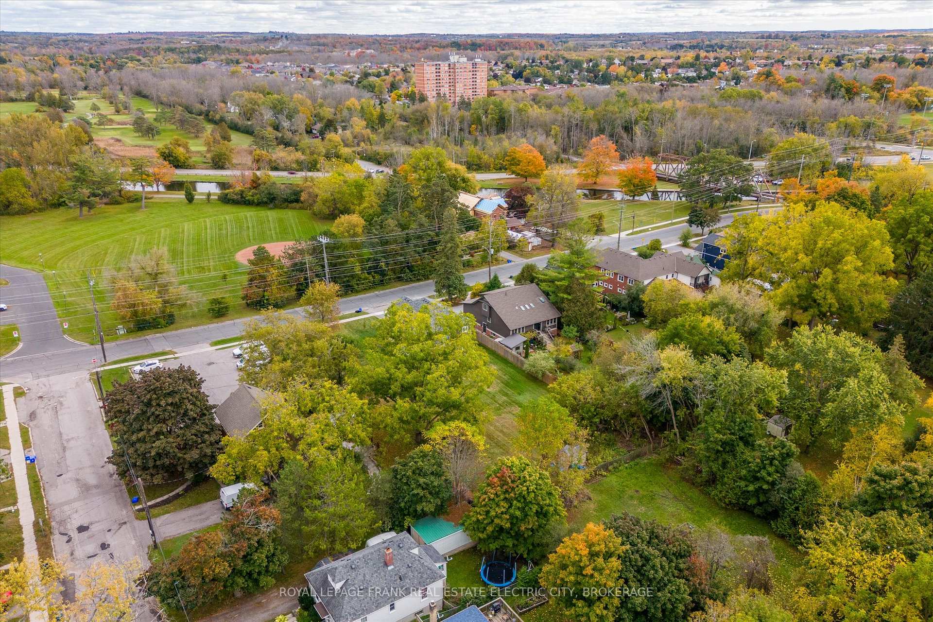 Photo 5 of 289 Armour Road, Peterborough, Ashburnham Ward 4 — HOMEH