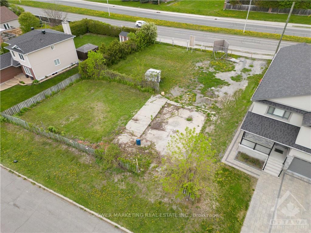Photo 8 of 6074 Buttonfield Place, Ottawa, Chapel Hill South - Orleans Village — HOMEH