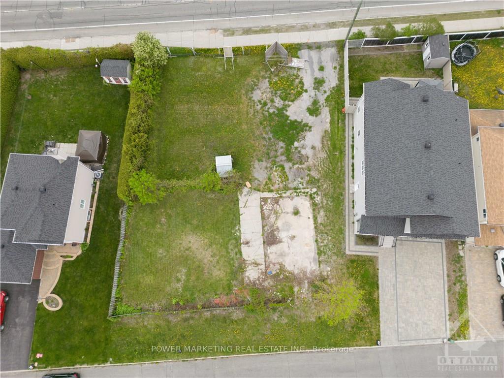 Photo 10 of 6074 Buttonfield Place, Ottawa, Chapel Hill South - Orleans Village — HOMEH