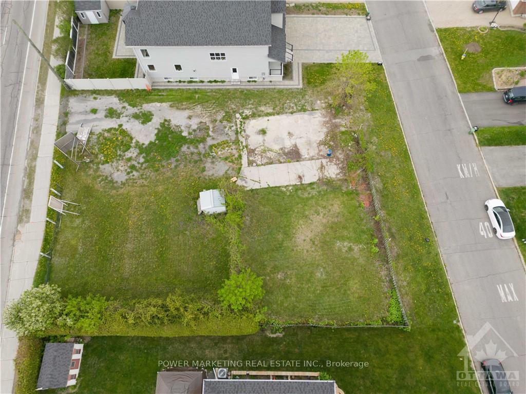 Photo 14 of 6074 Buttonfield Place, Ottawa, Chapel Hill South - Orleans Village — HOMEH
