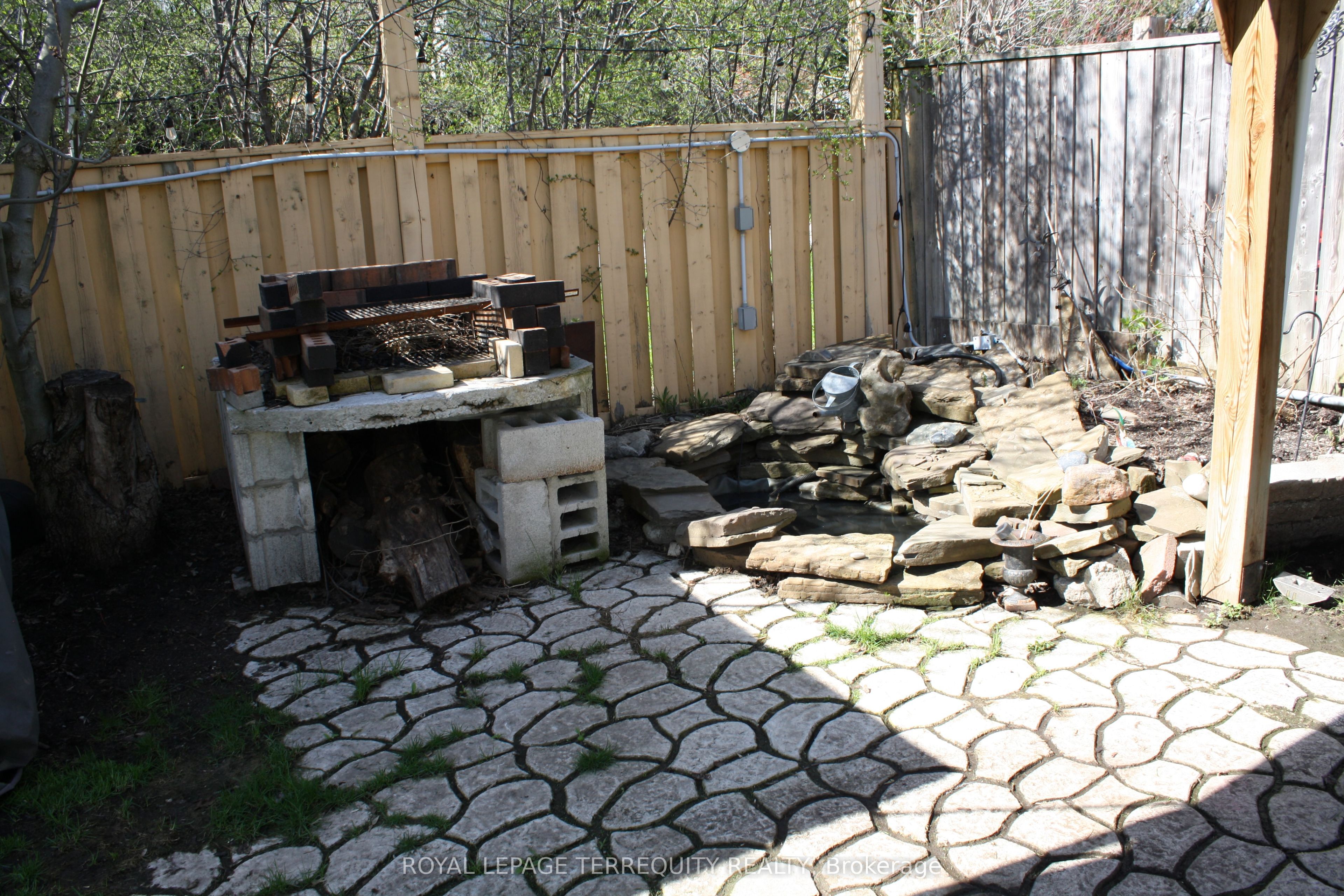 Photo 77 of 65 Dorset Drive, Brampton, Southgate — HOMEH
