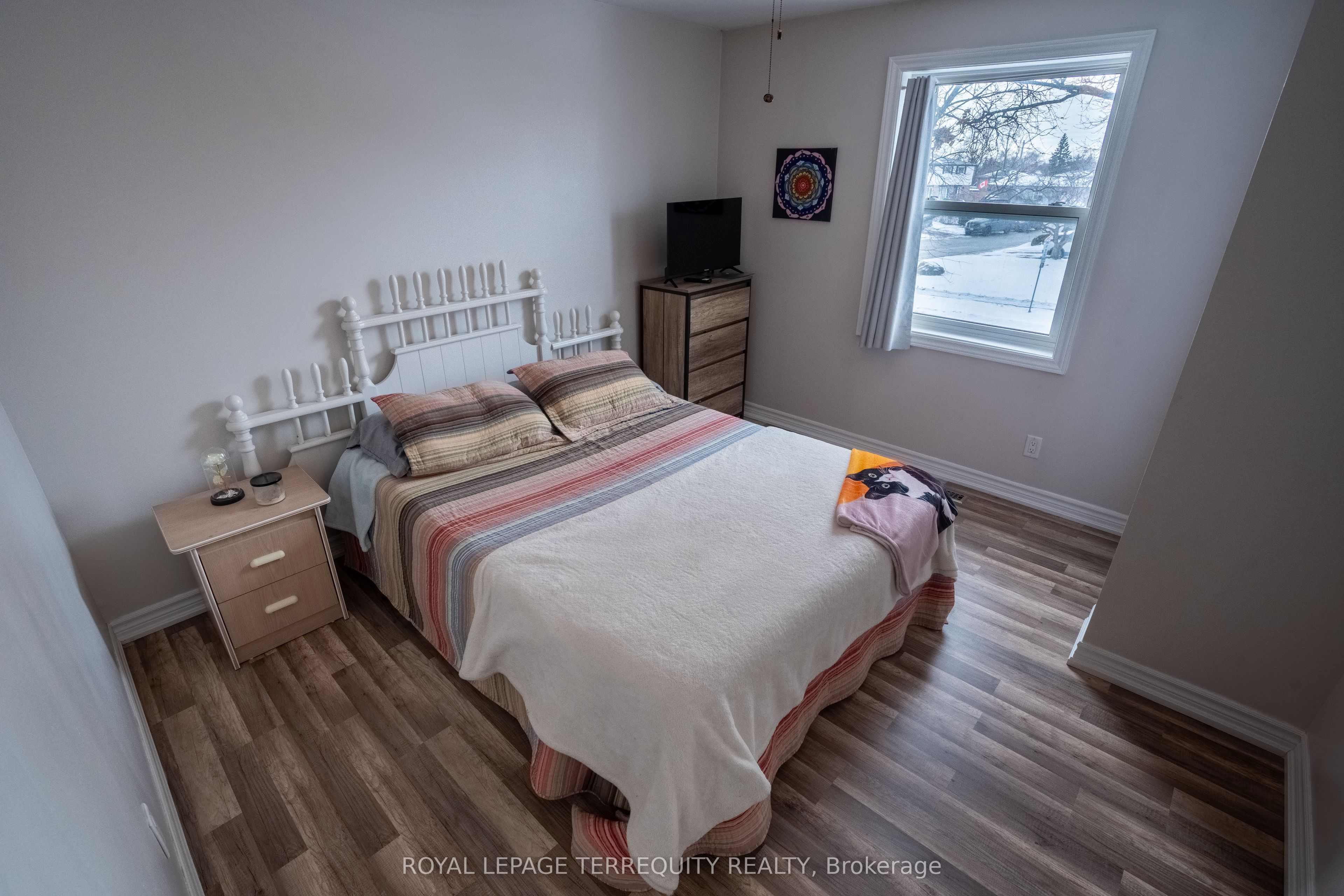 Photo 64 of 65 Dorset Drive, Brampton, Southgate — HOMEH
