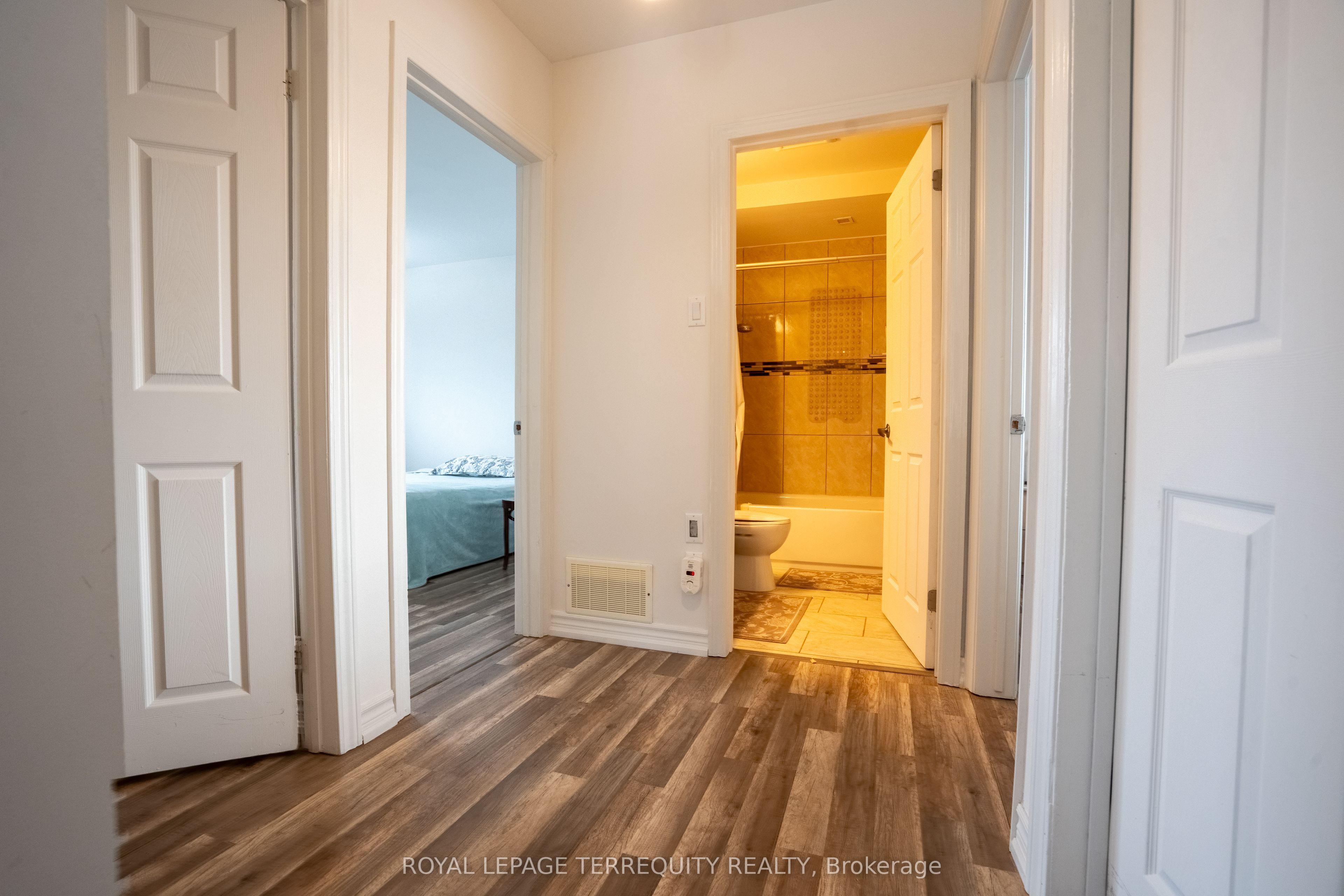 Photo 58 of 65 Dorset Drive, Brampton, Southgate — HOMEH