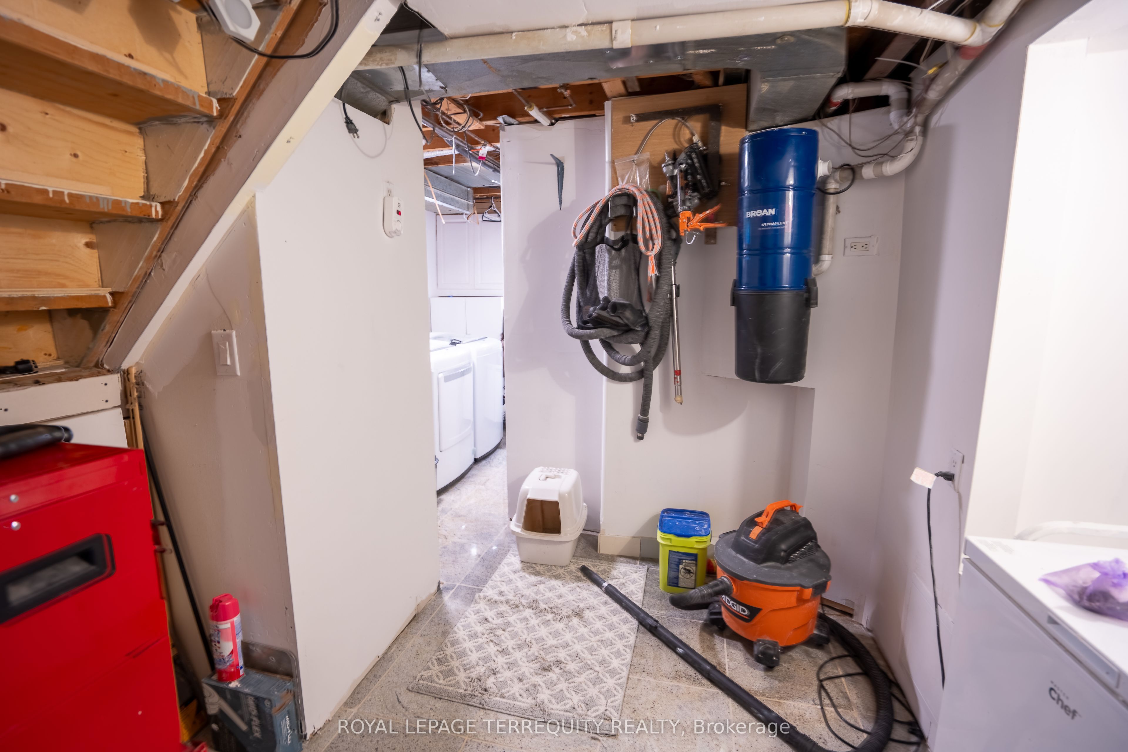 Photo 73 of 65 Dorset Drive, Brampton, Southgate — HOMEH
