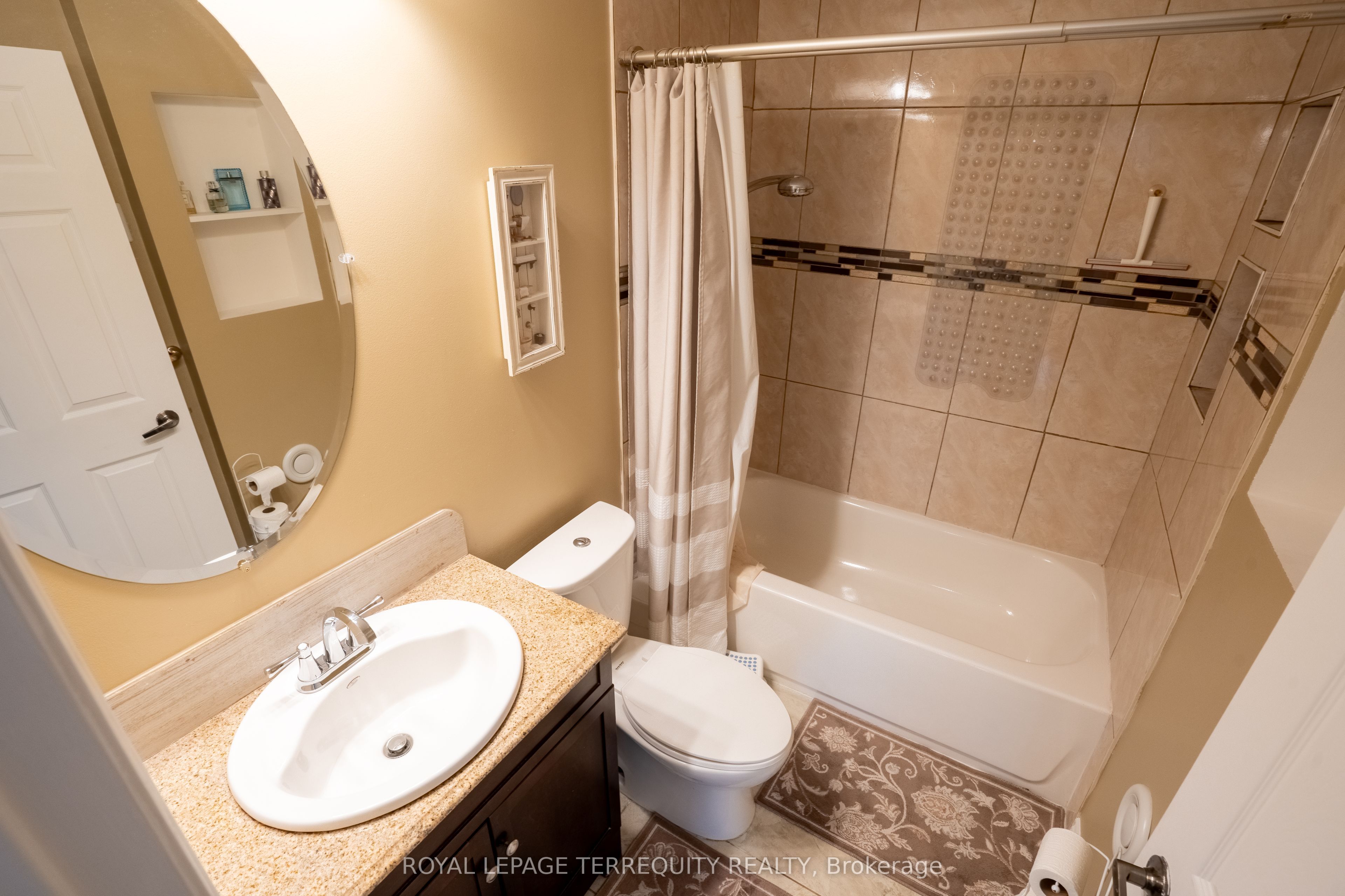 Photo 63 of 65 Dorset Drive, Brampton, Southgate — HOMEH