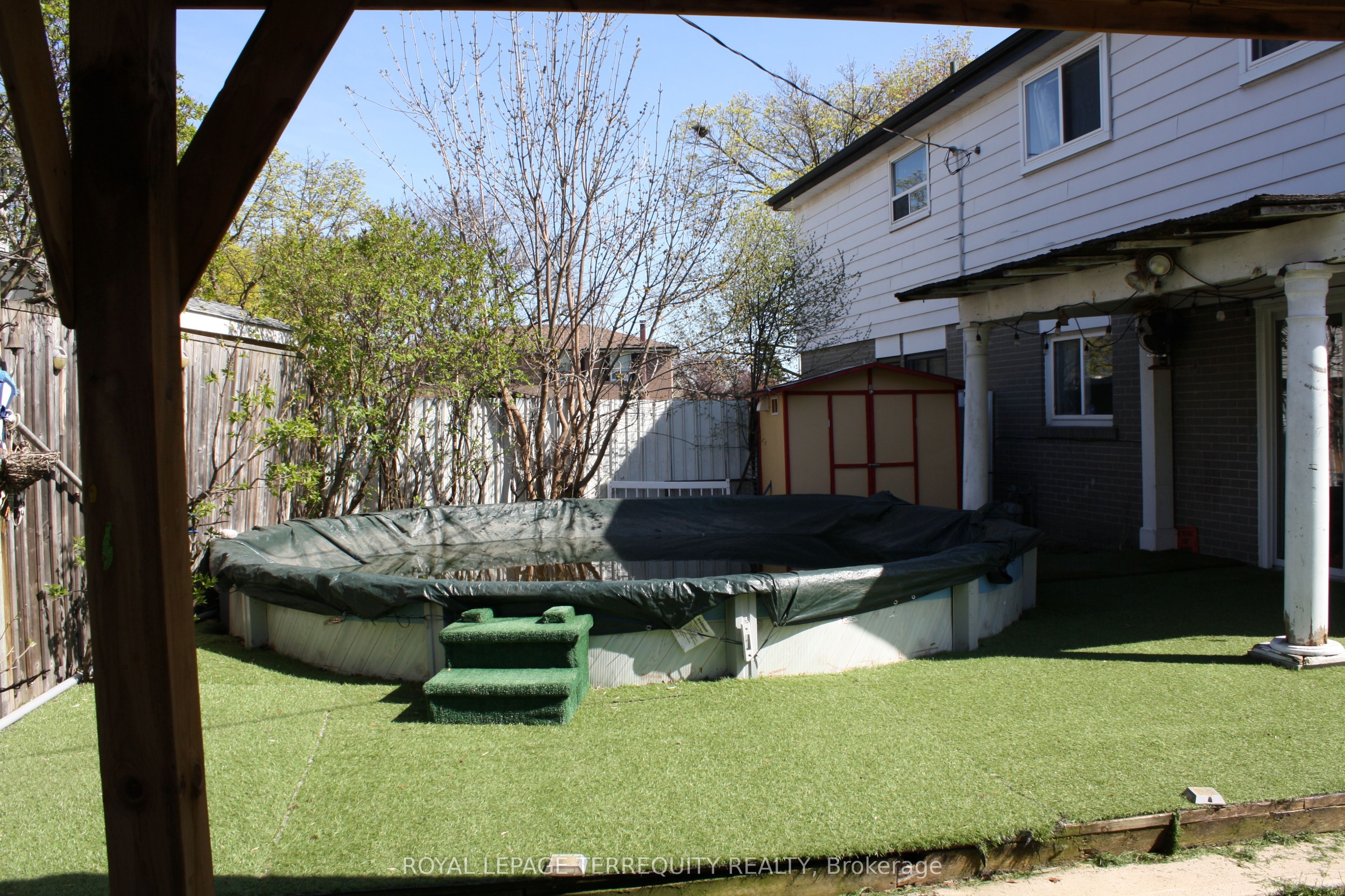 Photo 78 of 65 Dorset Drive, Brampton, Southgate — HOMEH