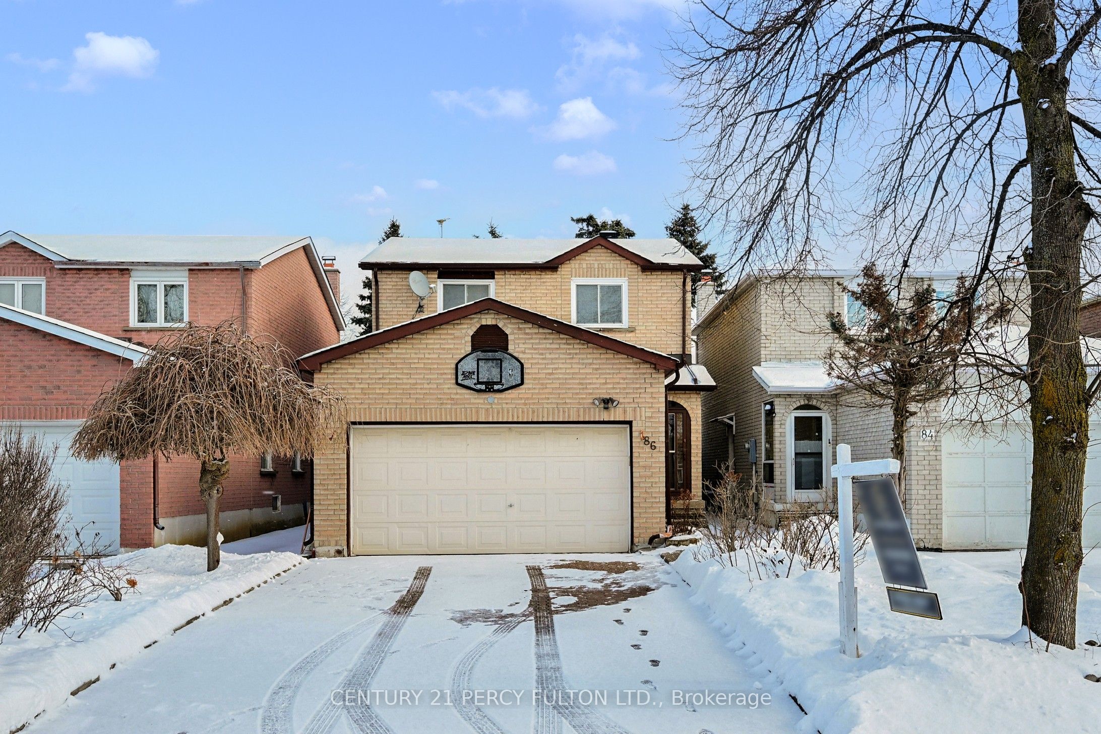 Photo 2 of 86 Northolt Crescent, Markham, Milliken Mills East — HOMEH