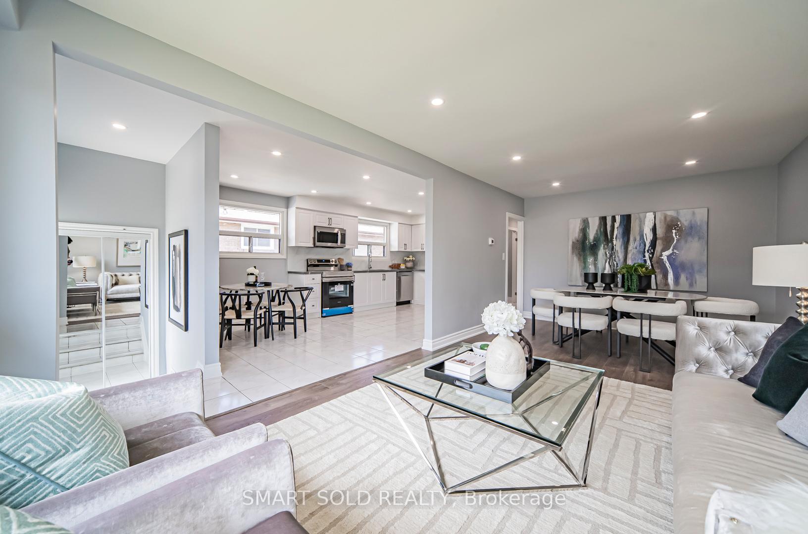 Photo 6 of 81 Cromwell Avenue, Oshawa, Vanier — HOMEH