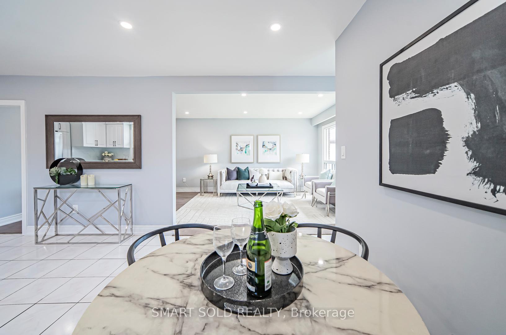Photo 16 of 81 Cromwell Avenue, Oshawa, Vanier — HOMEH