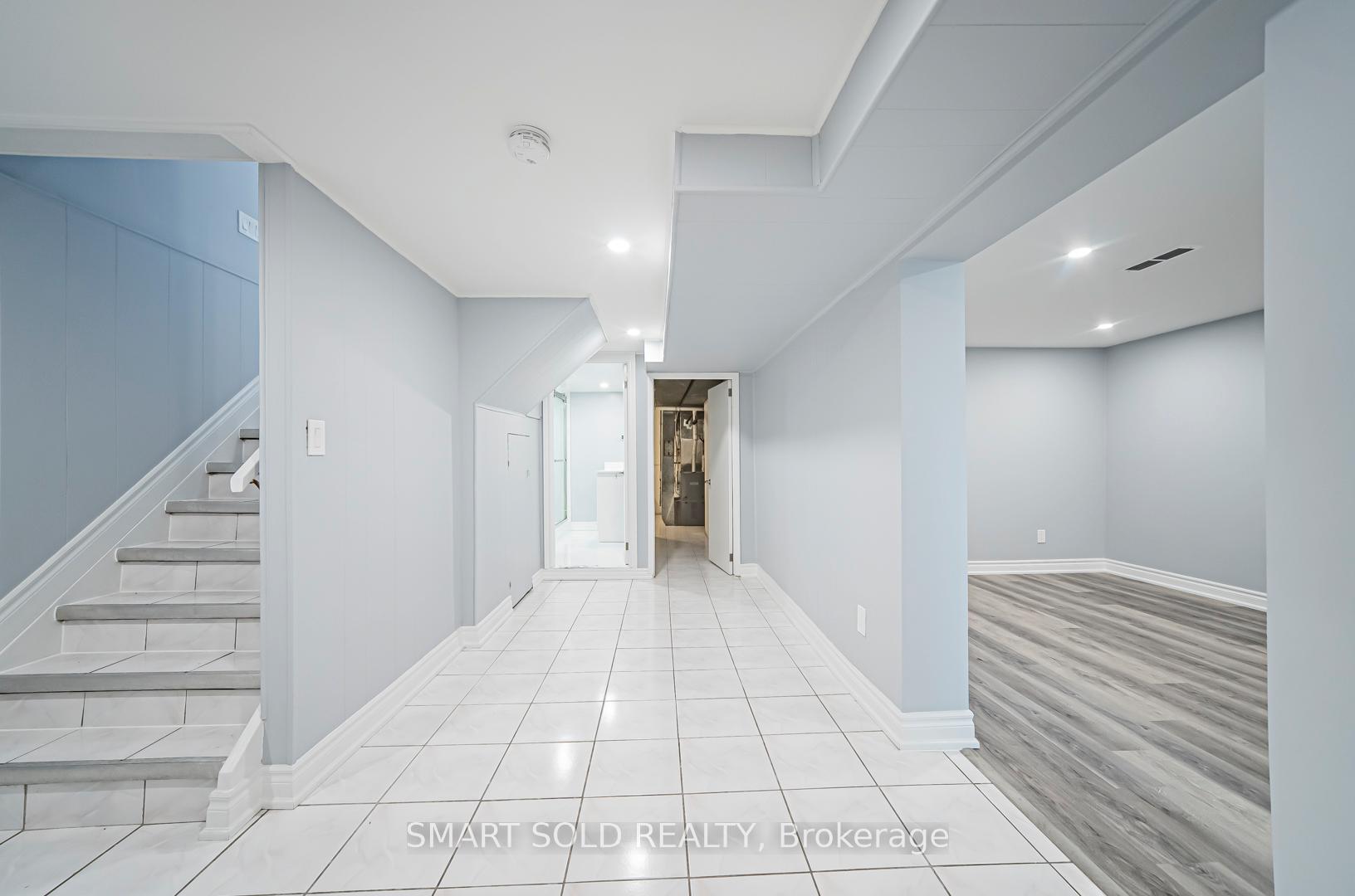 Photo 36 of 81 Cromwell Avenue, Oshawa, Vanier — HOMEH