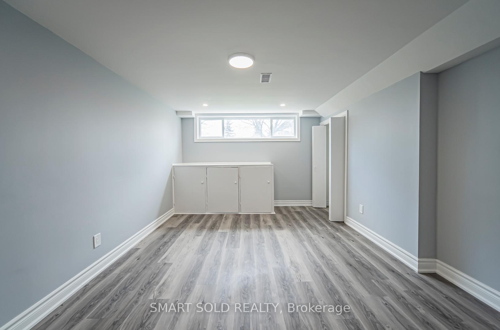 Photo 37 of 81 Cromwell Avenue, Oshawa, Vanier — HOMEH