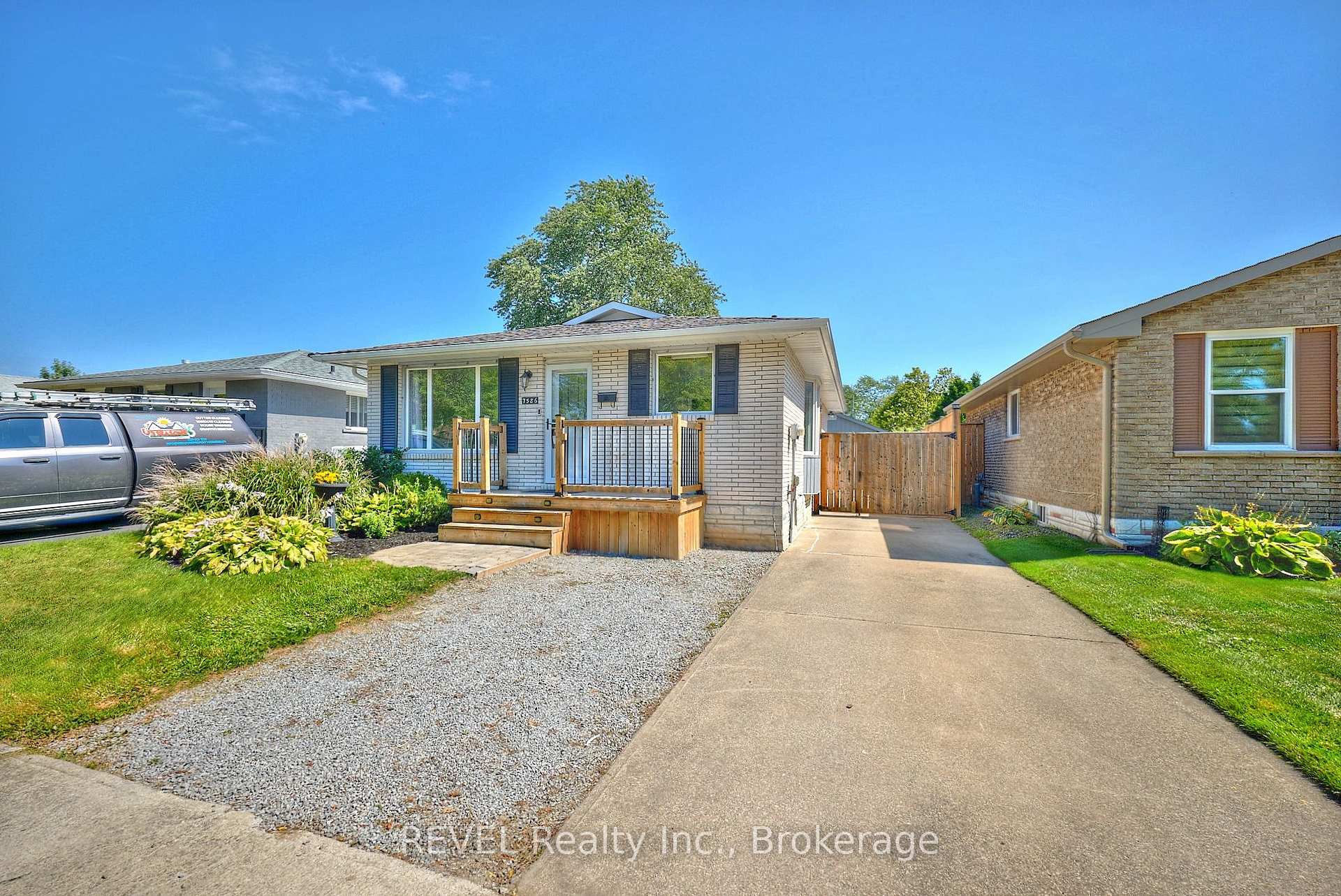 Photo 1 of 7386 Sunhaven Drive, Niagara Falls, Marineland — HOMEH