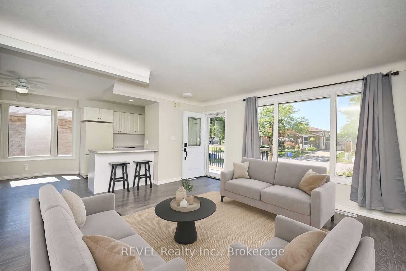 Photo 5 of 7386 Sunhaven Drive, Niagara Falls, Marineland — HOMEH