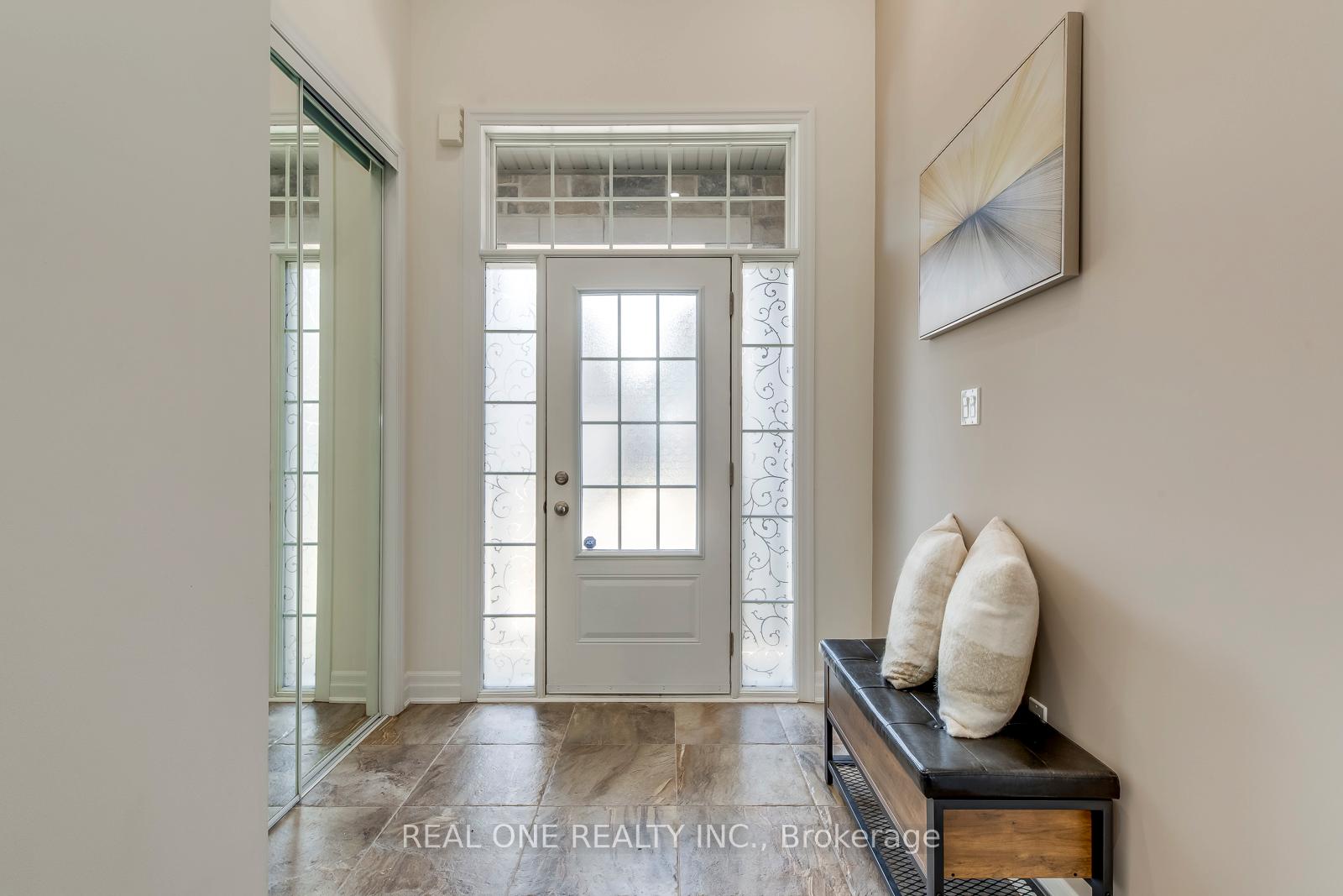 Photo 2 of 1249 Sweetfern Crescent, Milton, Cobban — HOMEH