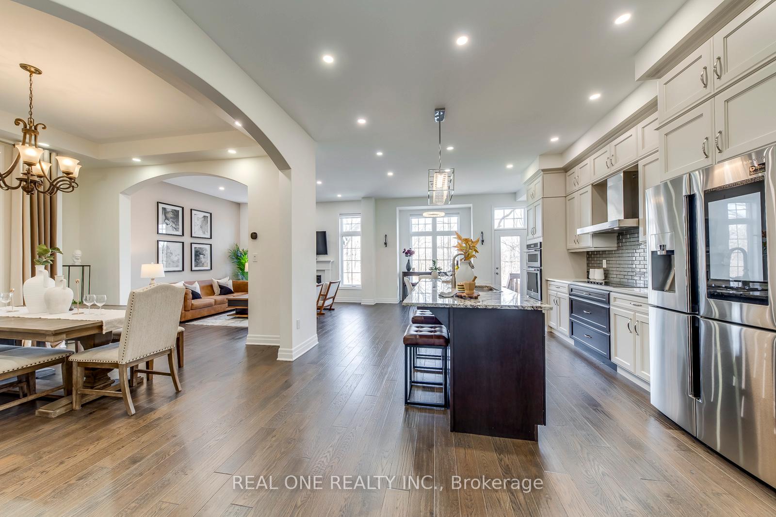 Photo 13 of 1249 Sweetfern Crescent, Milton, Cobban — HOMEH