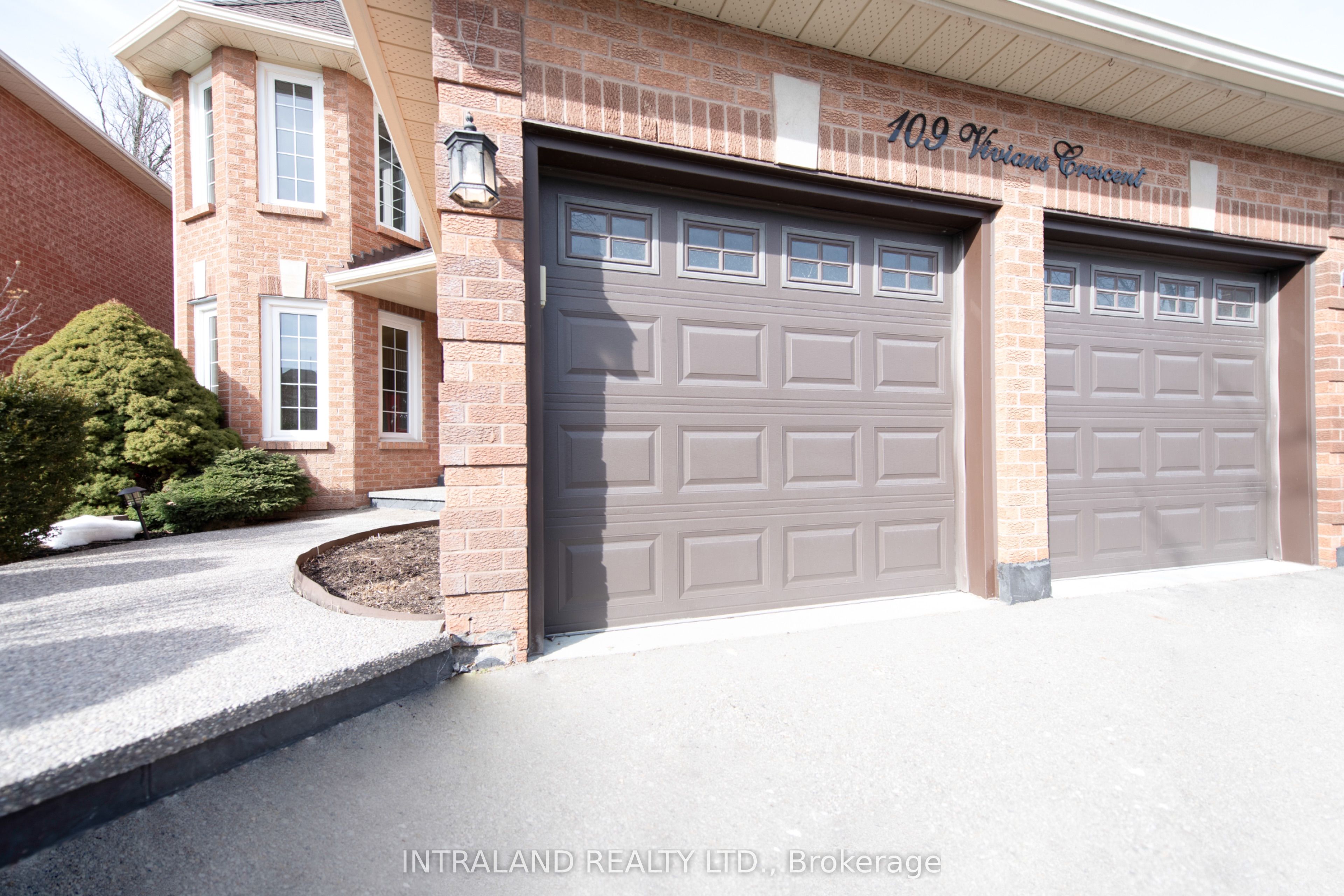 Photo 45 of 109 Vivians Crescent, Brampton, Fletcher's West — HOMEH