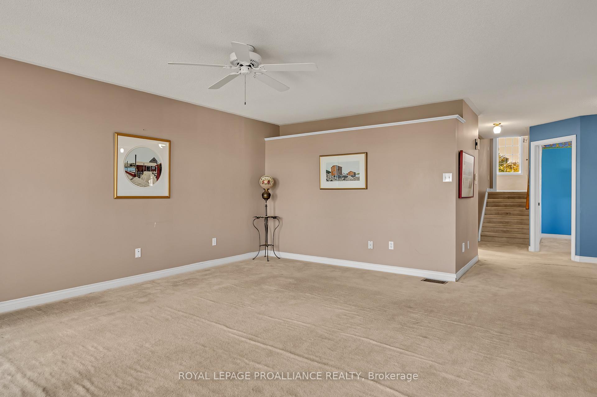 Photo 16 of 209 Towerhill Road, Peterborough, Northcrest Ward 5 — HOMEH