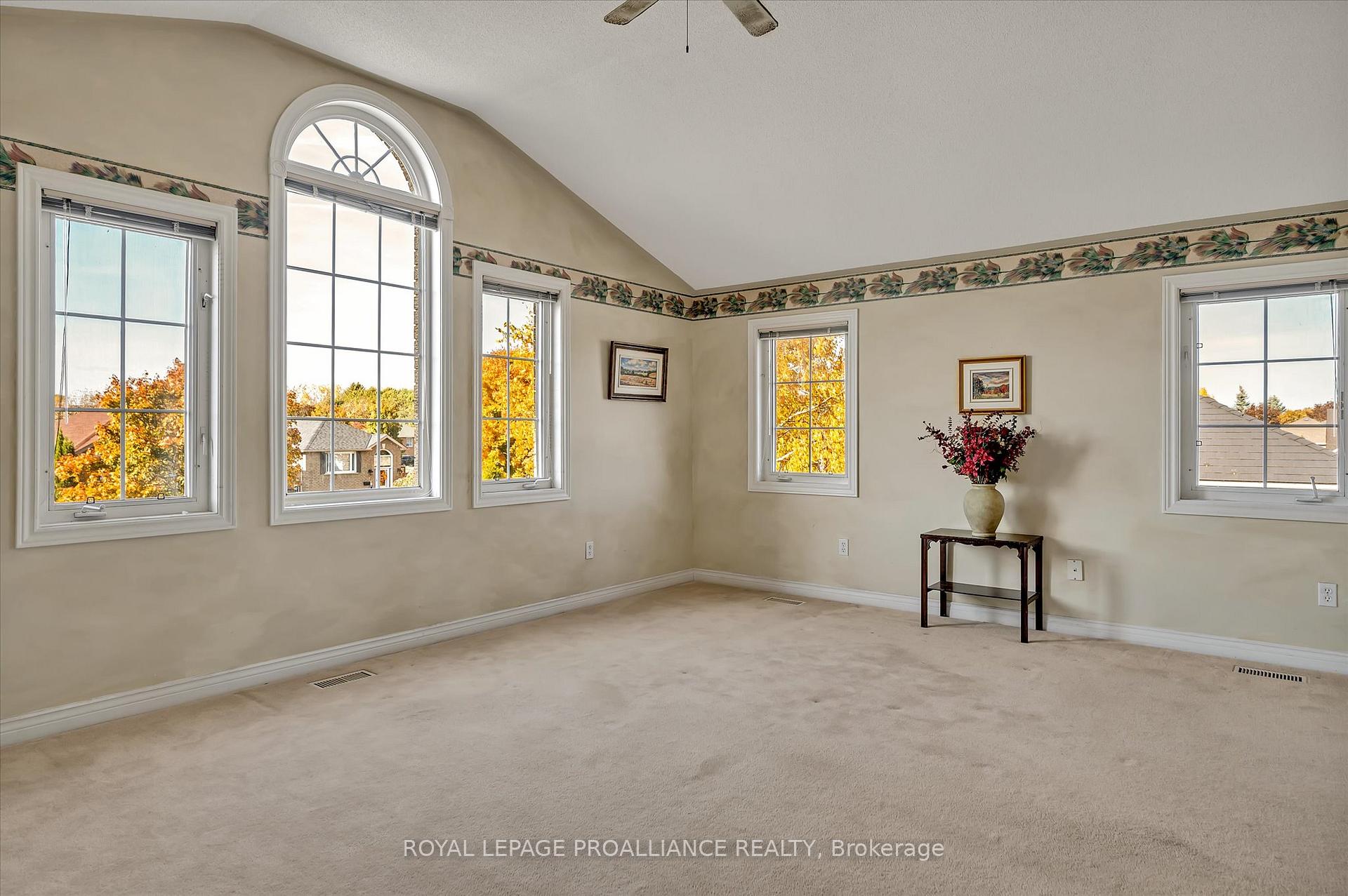 Photo 17 of 209 Towerhill Road, Peterborough, Northcrest Ward 5 — HOMEH