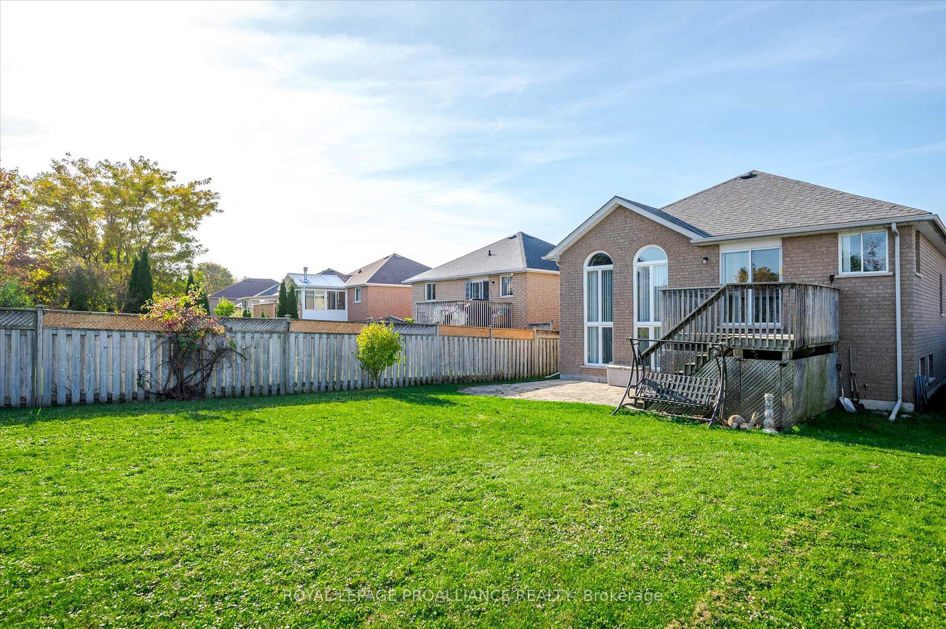 Photo 38 of 209 Towerhill Road, Peterborough, Northcrest Ward 5 — HOMEH