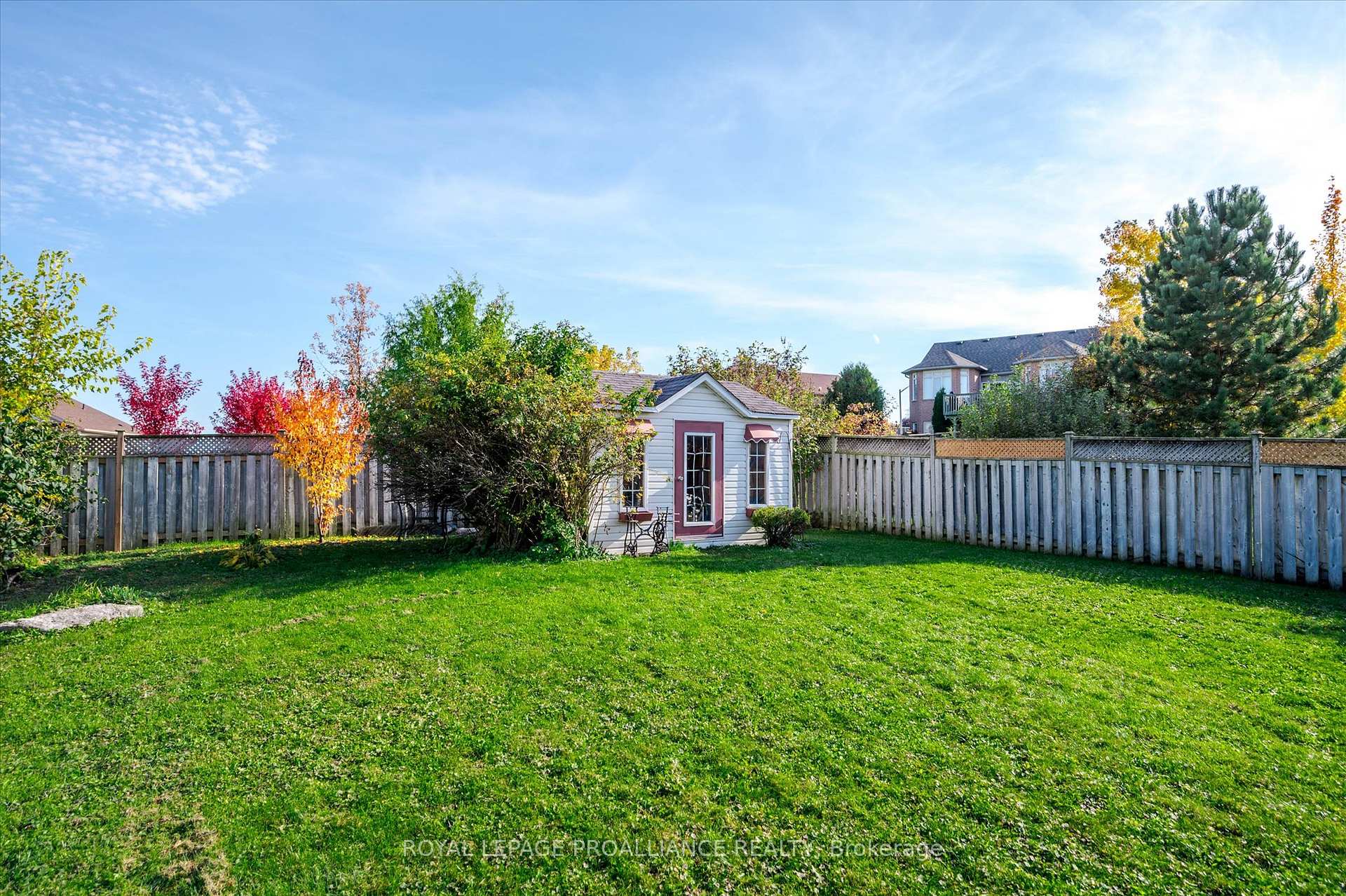 Photo 39 of 209 Towerhill Road, Peterborough, Northcrest Ward 5 — HOMEH